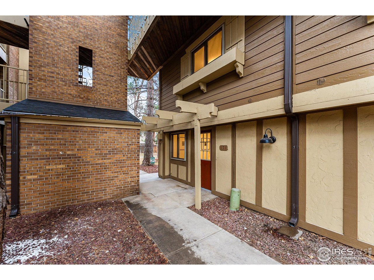3423 Madison Ave X-131