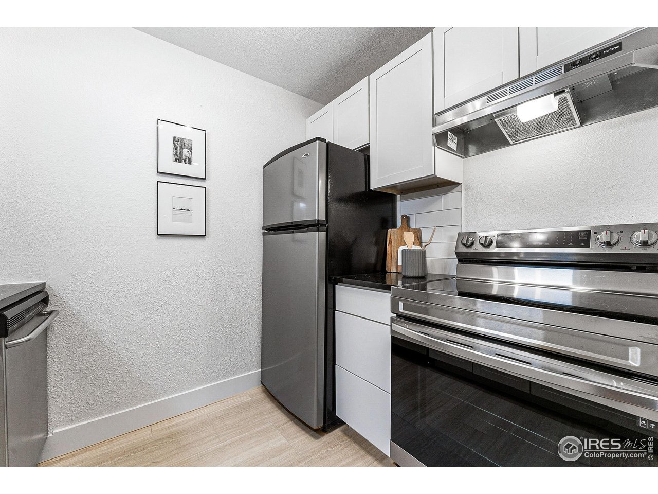3423 Madison Ave X-131