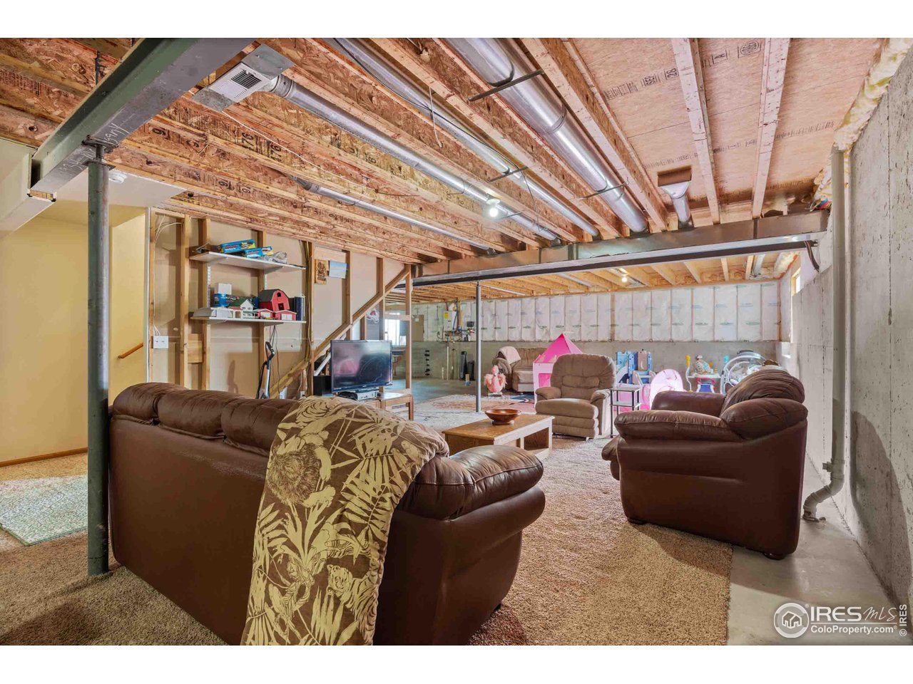 1934 Mahogany Way