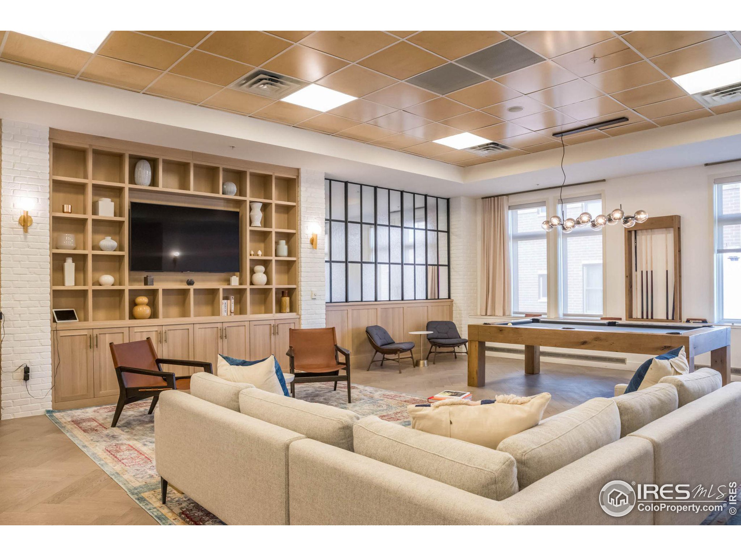 3701 Arapahoe Ave 317