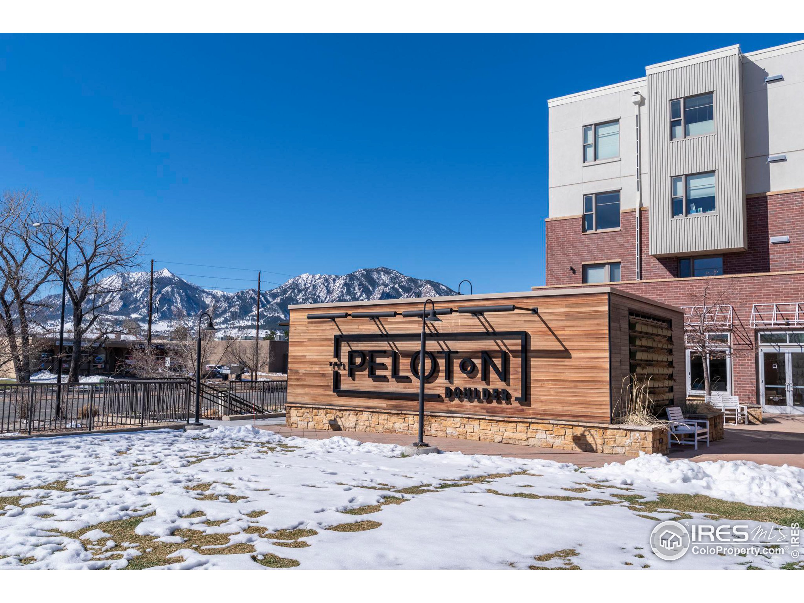 3701 Arapahoe Ave 317