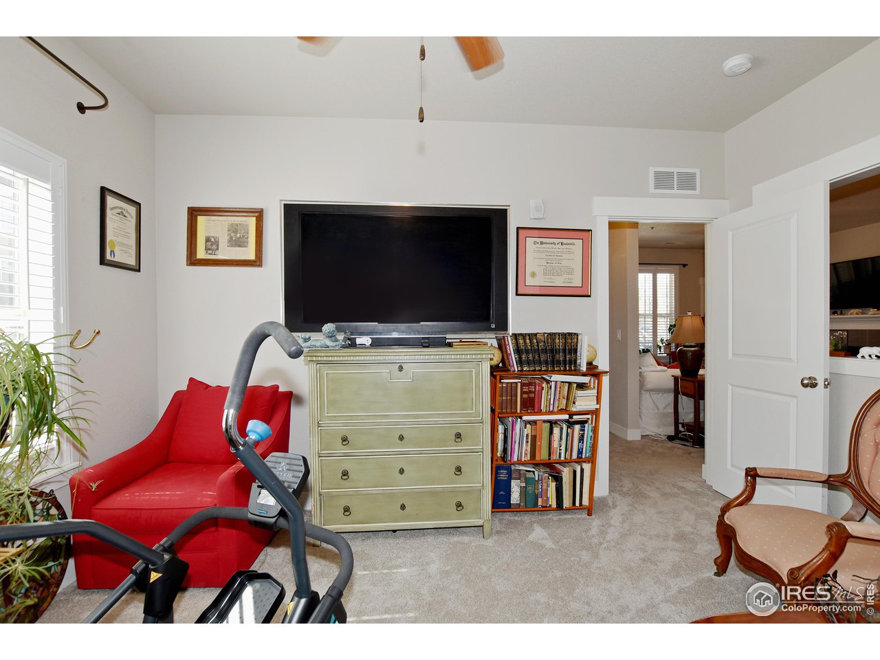 4642 Hahns Peak Dr 1-102