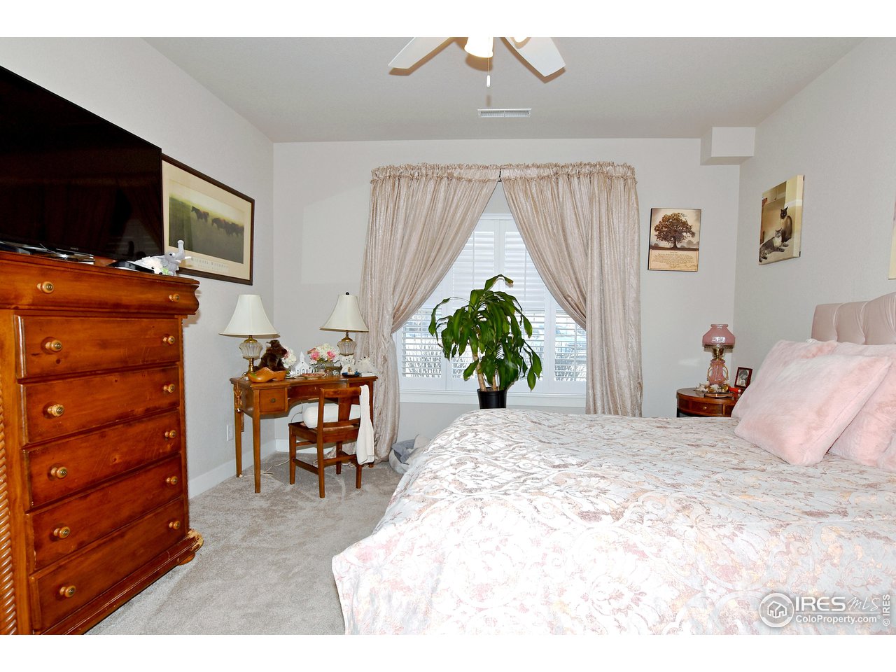 4642 Hahns Peak Dr 1-102