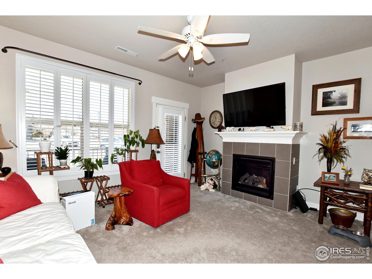 4642 Hahns Peak Dr 1-102