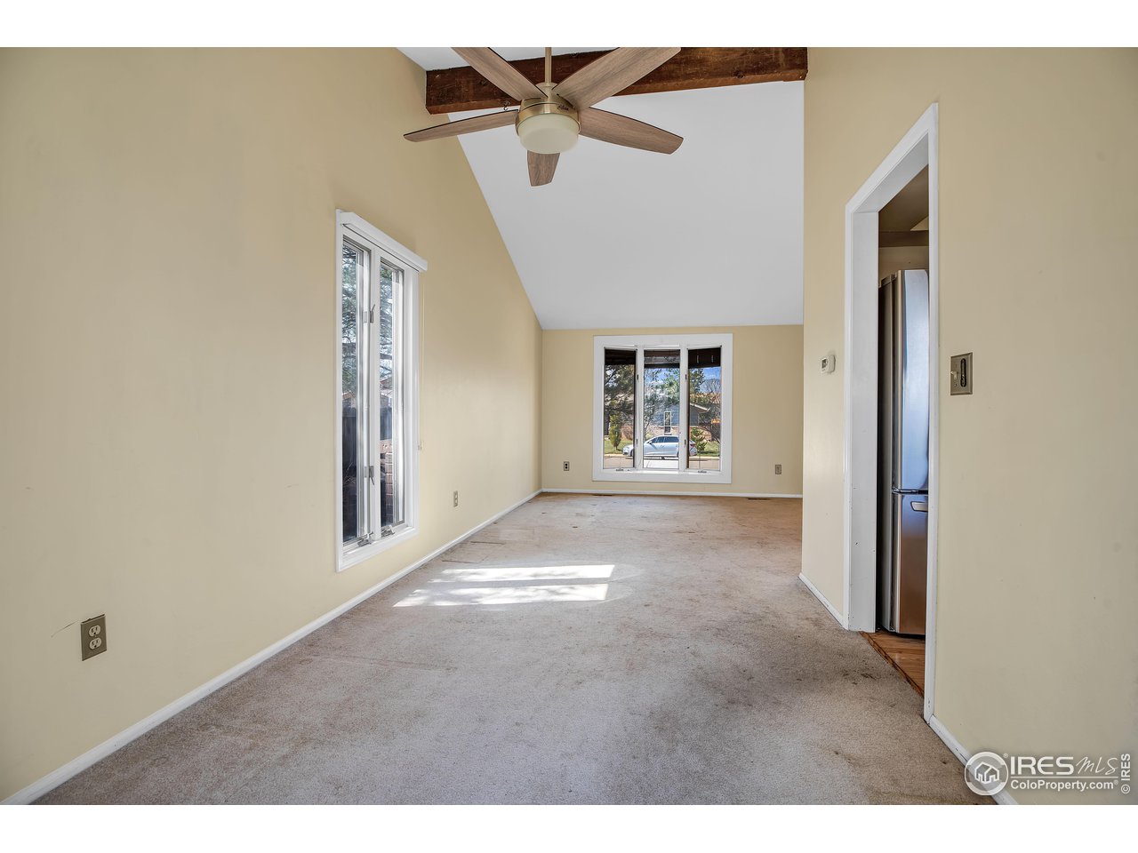 592 Blackhawk Rd