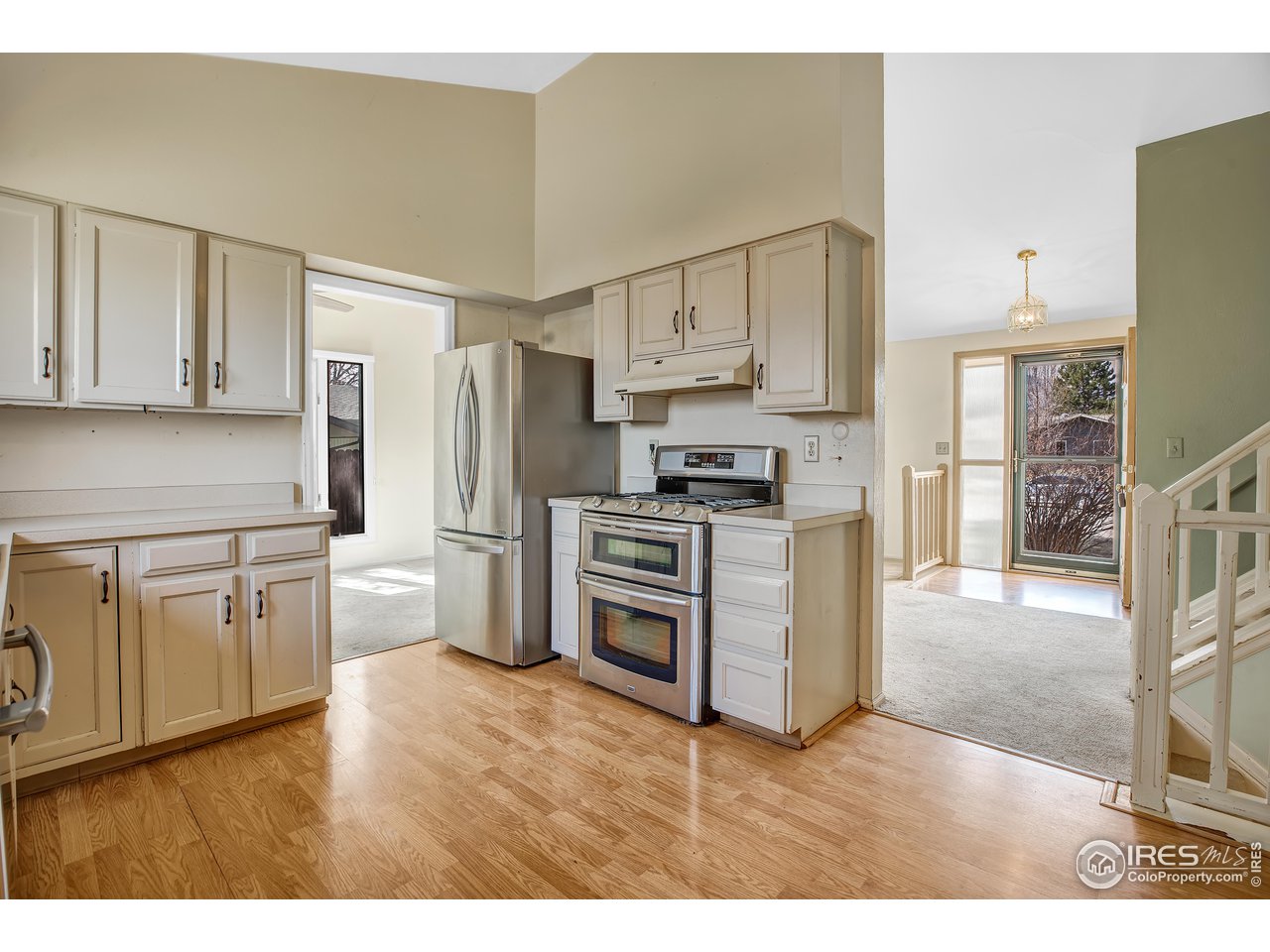 592 Blackhawk Rd