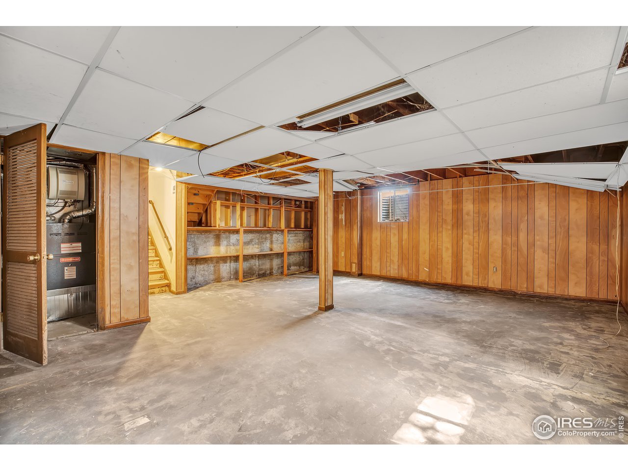592 Blackhawk Rd