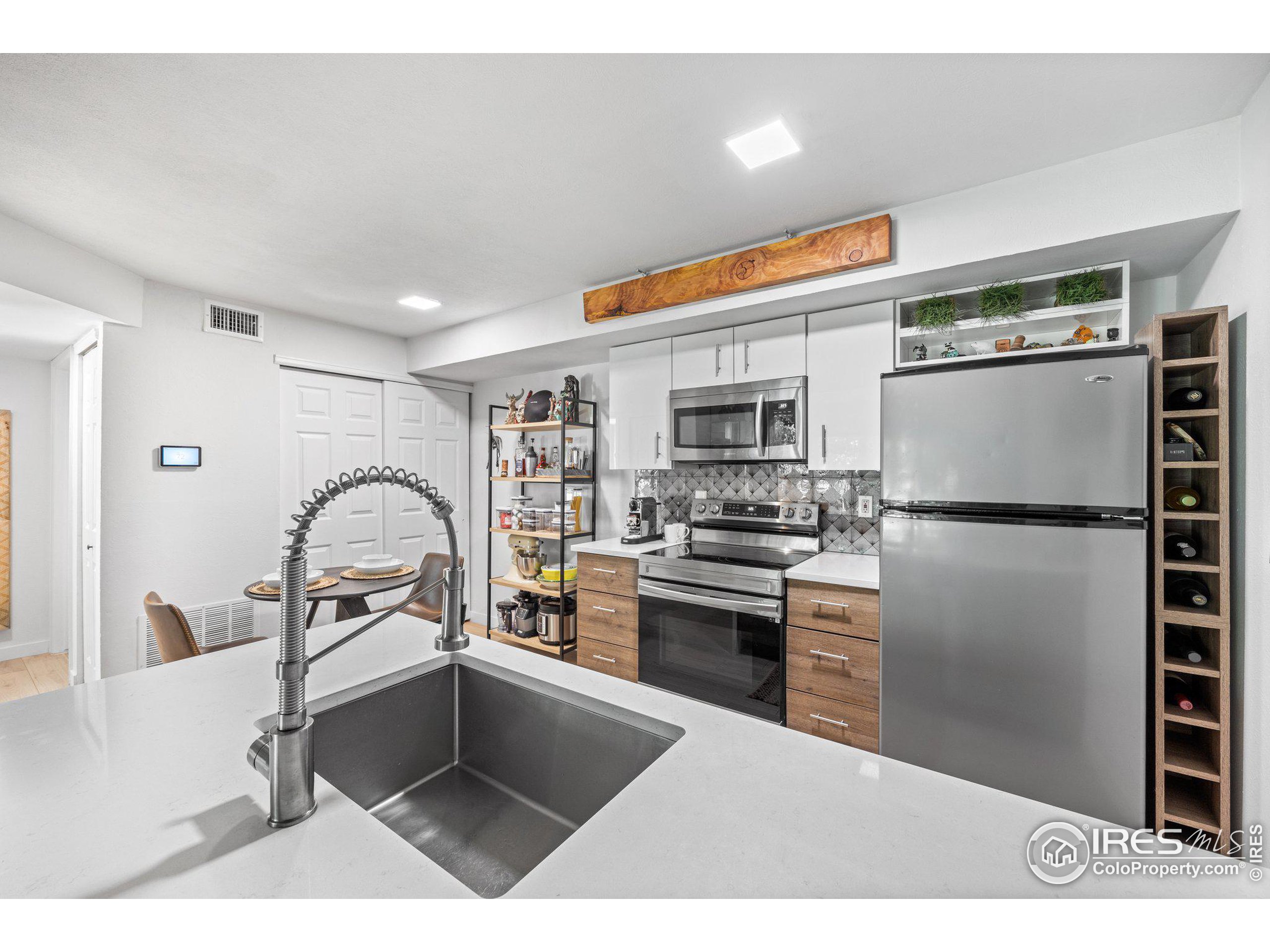 20 S Boulder Cir Unit: 2211