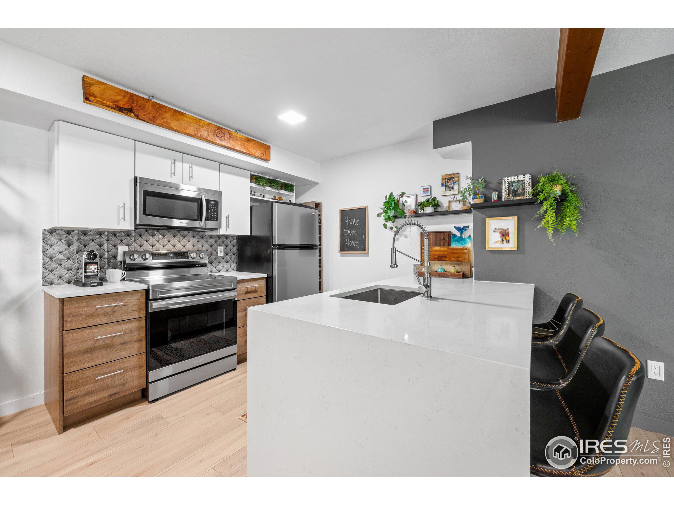 20 S Boulder Cir Unit: 2211