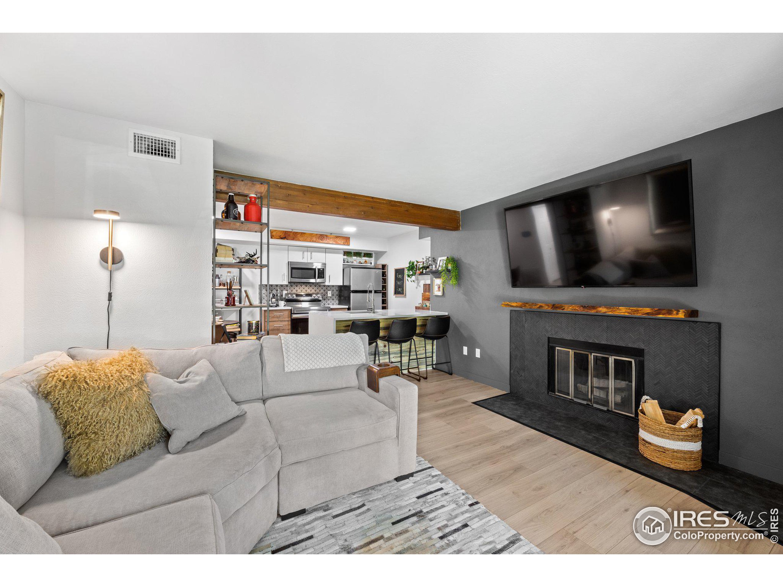 20 S Boulder Cir Unit: 2211