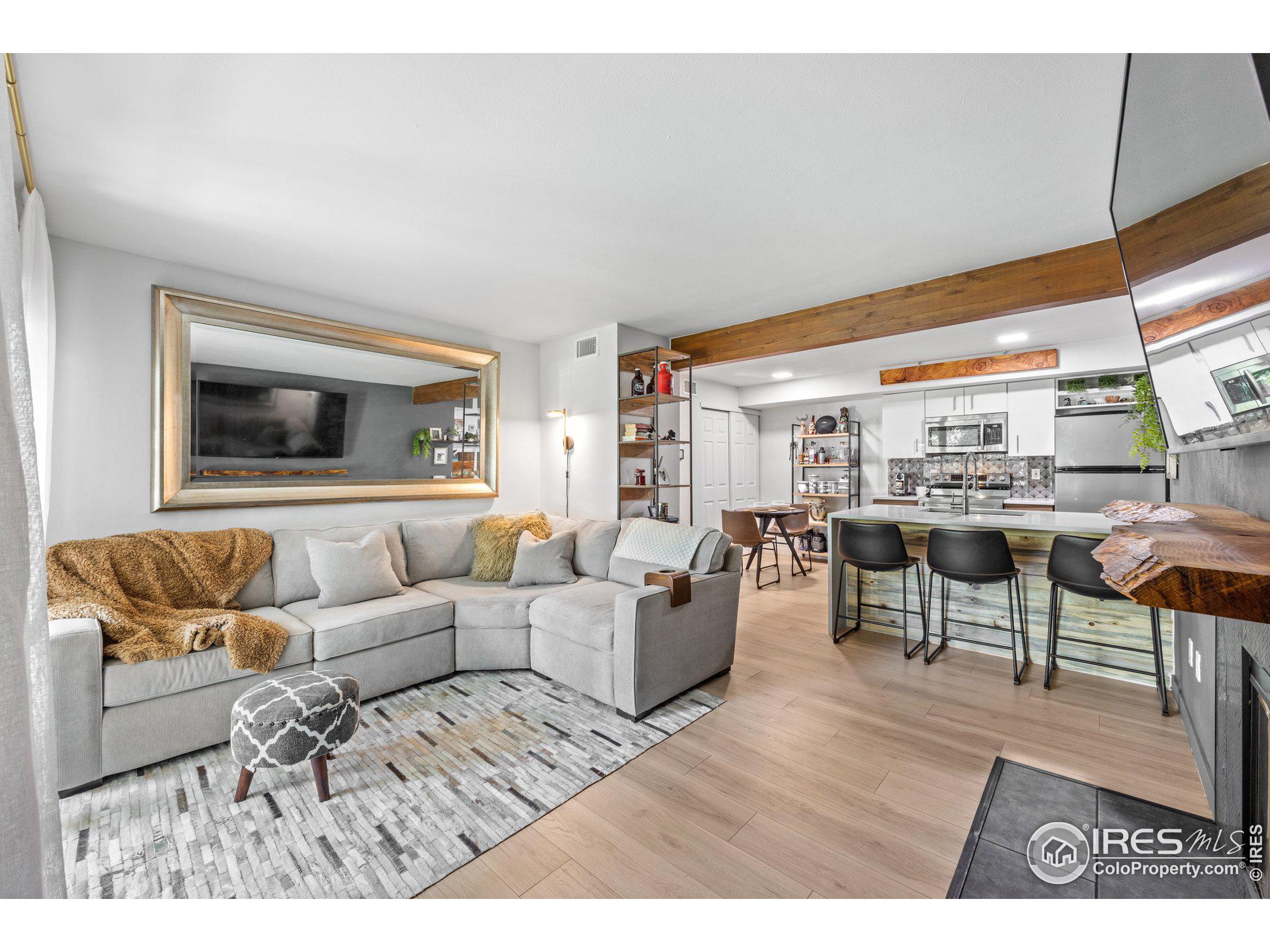 20 S Boulder Cir Unit: 2211