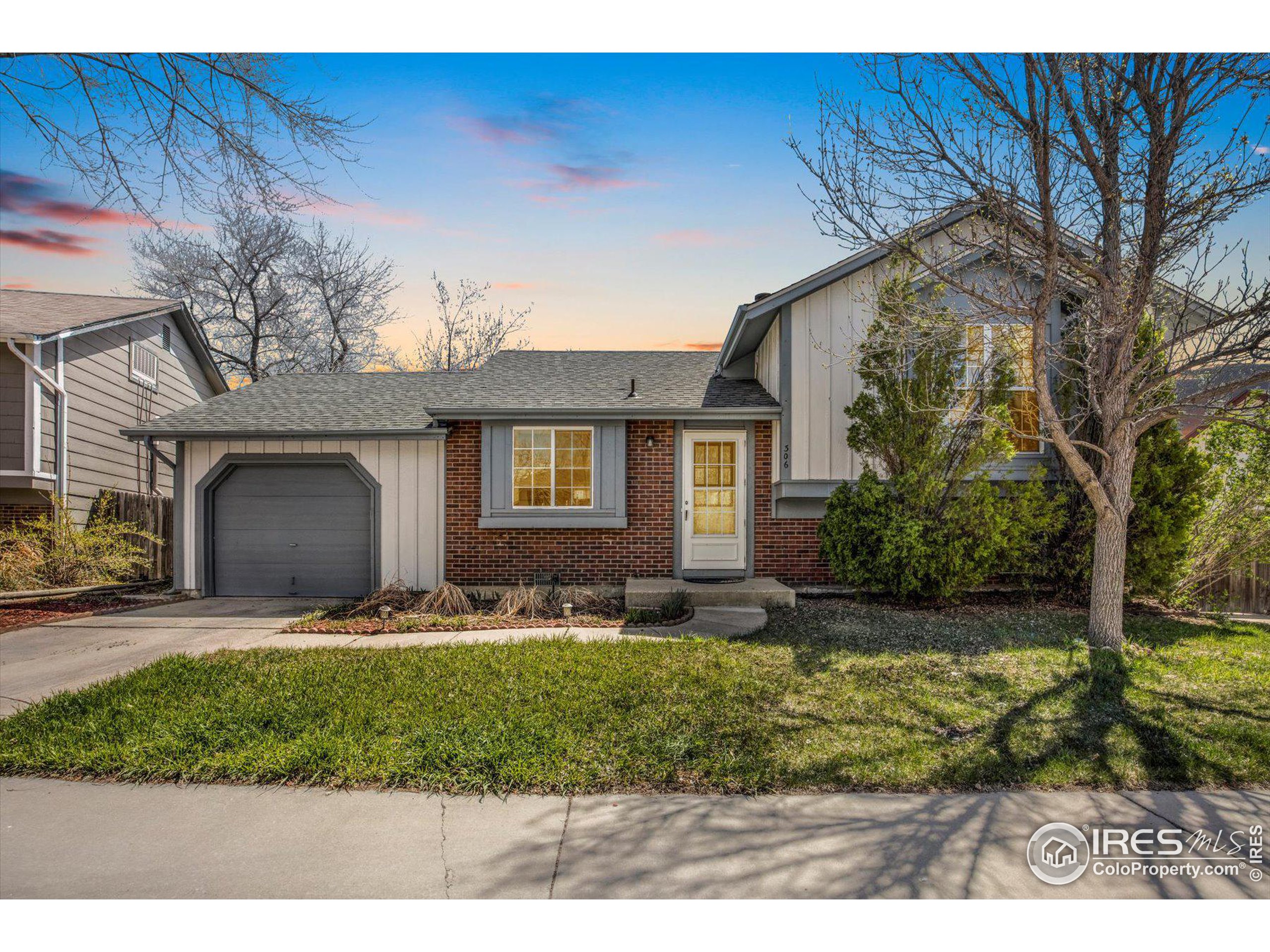 306 Sandler Dr
