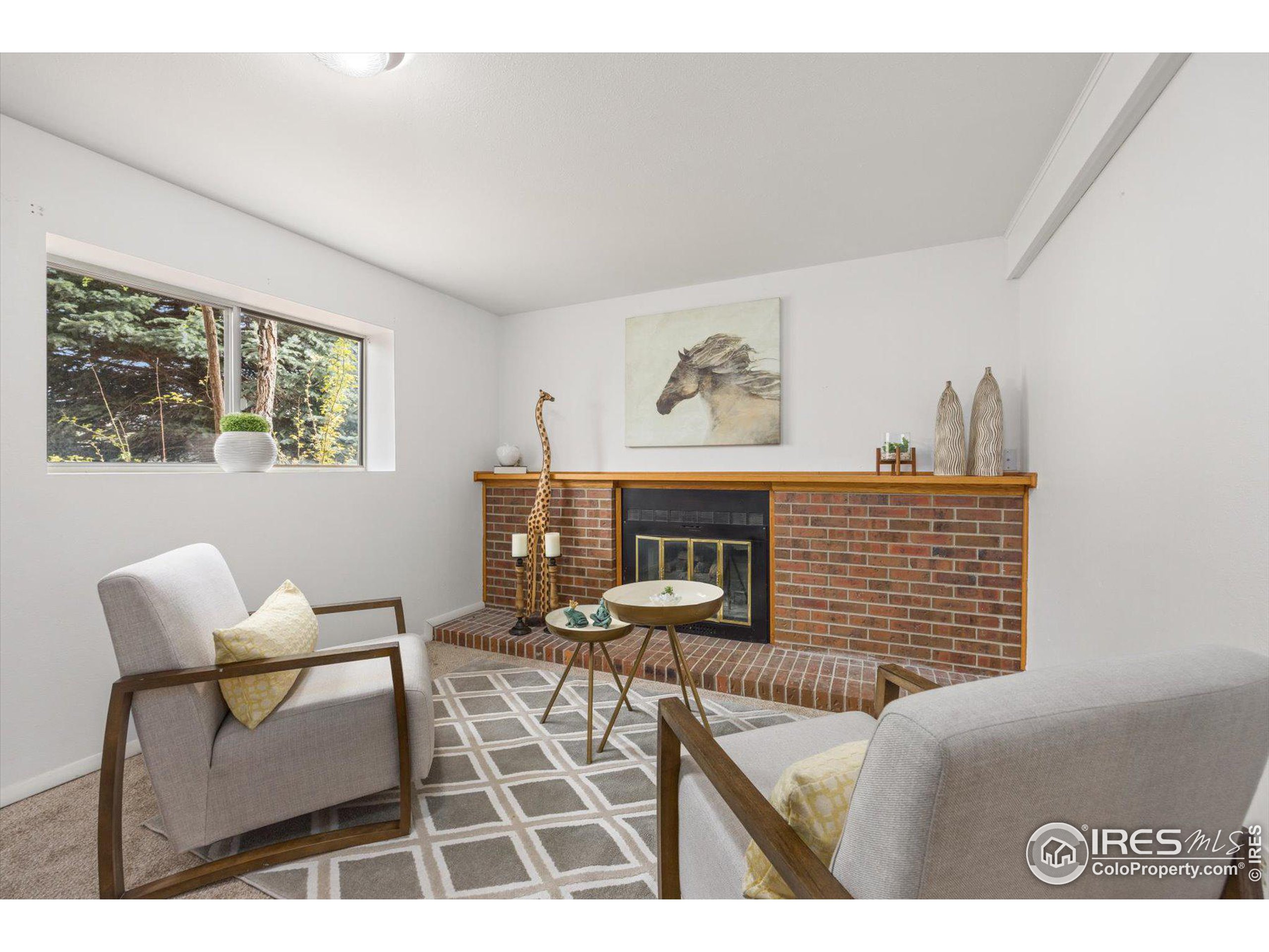 306 Sandler Dr