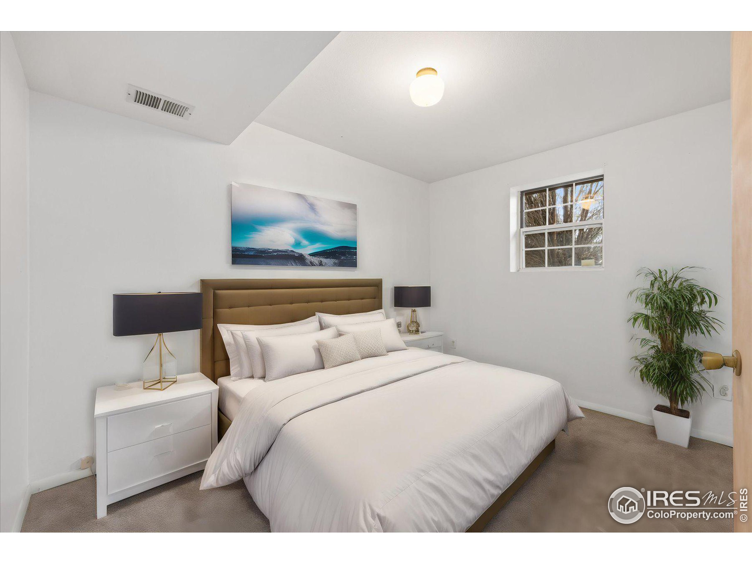 306 Sandler Dr