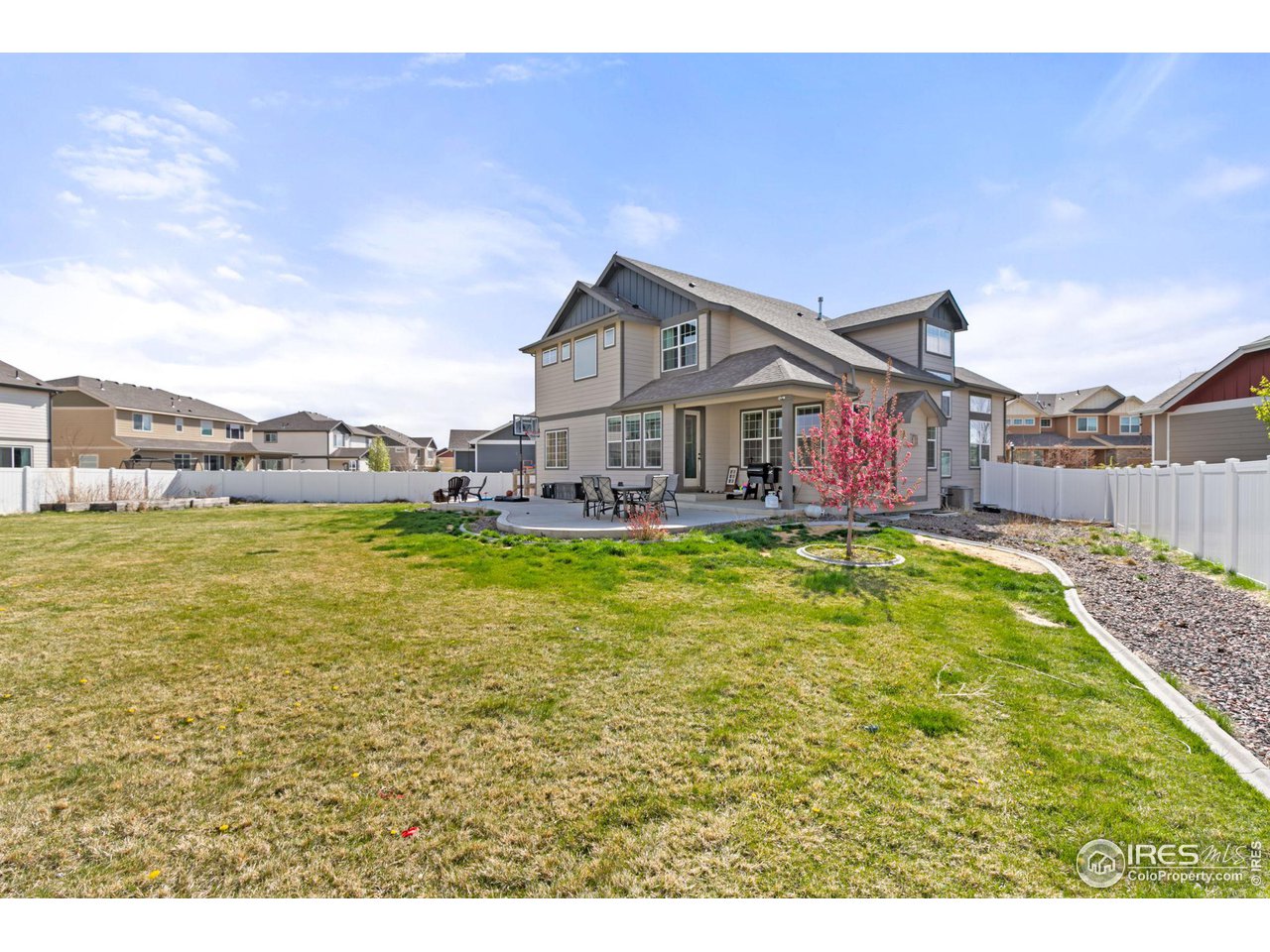 578 Ellingwood Pointe Dr
