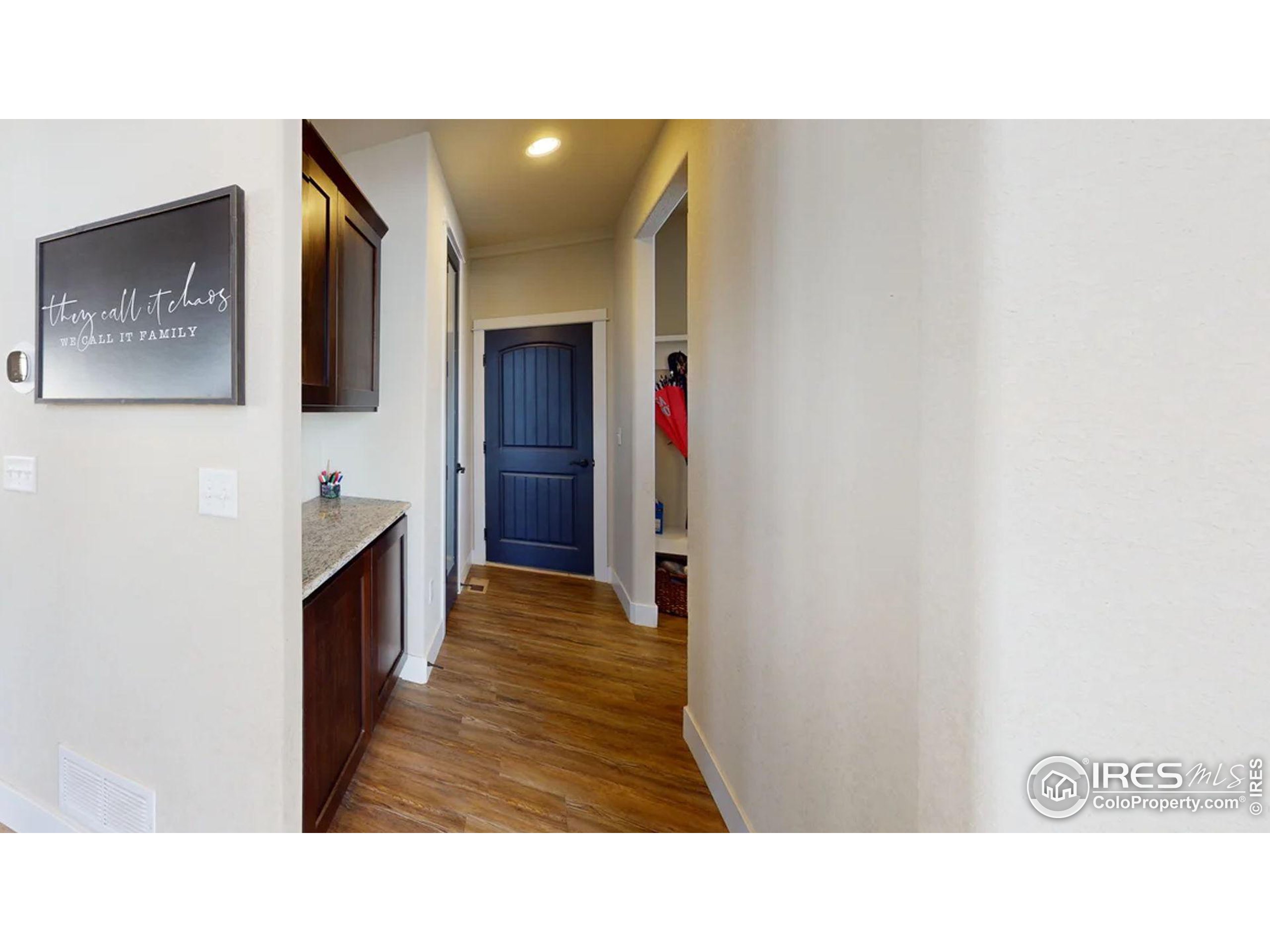 578 Ellingwood Pointe Dr