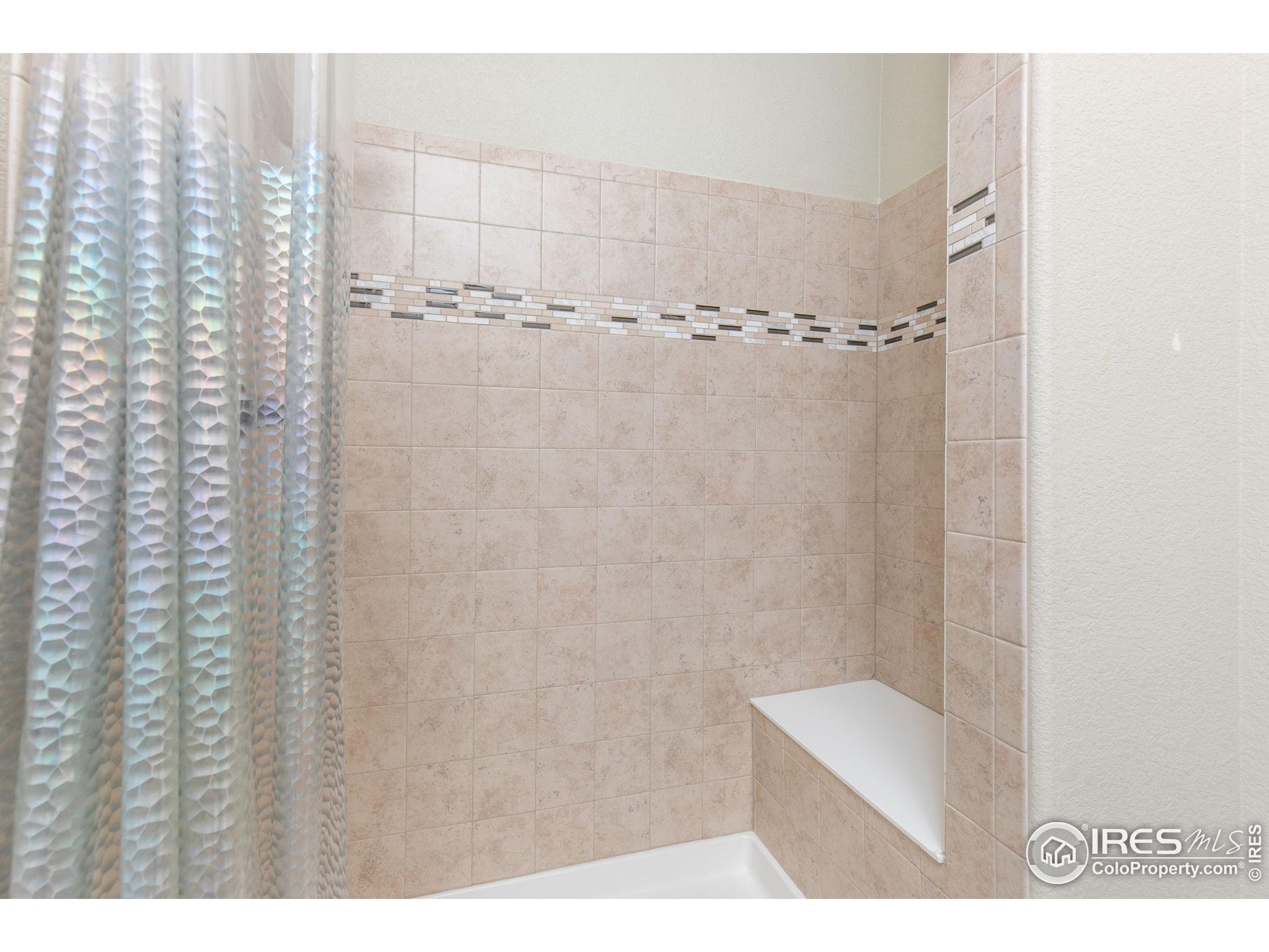 578 Ellingwood Pointe Dr