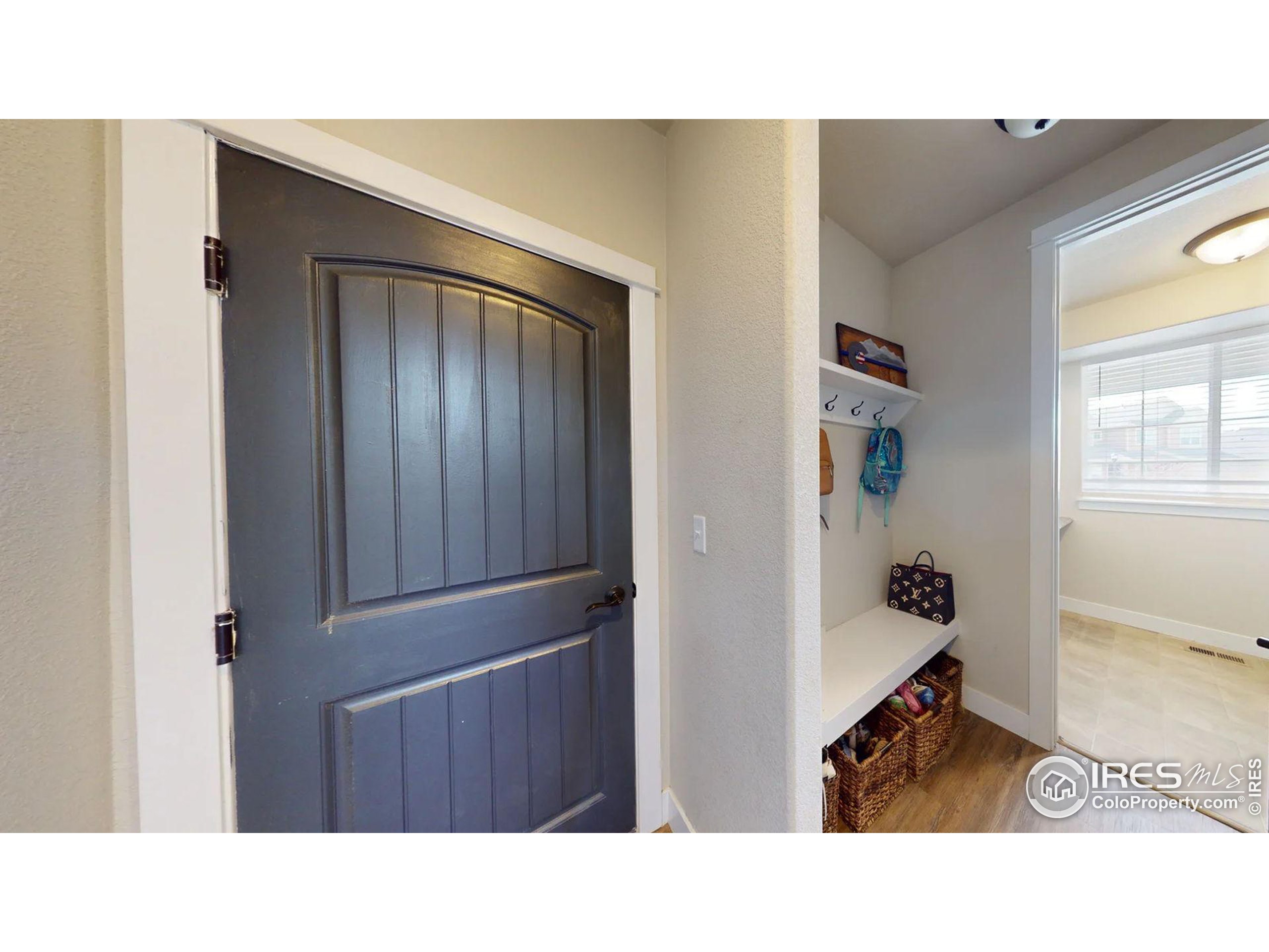 578 Ellingwood Pointe Dr