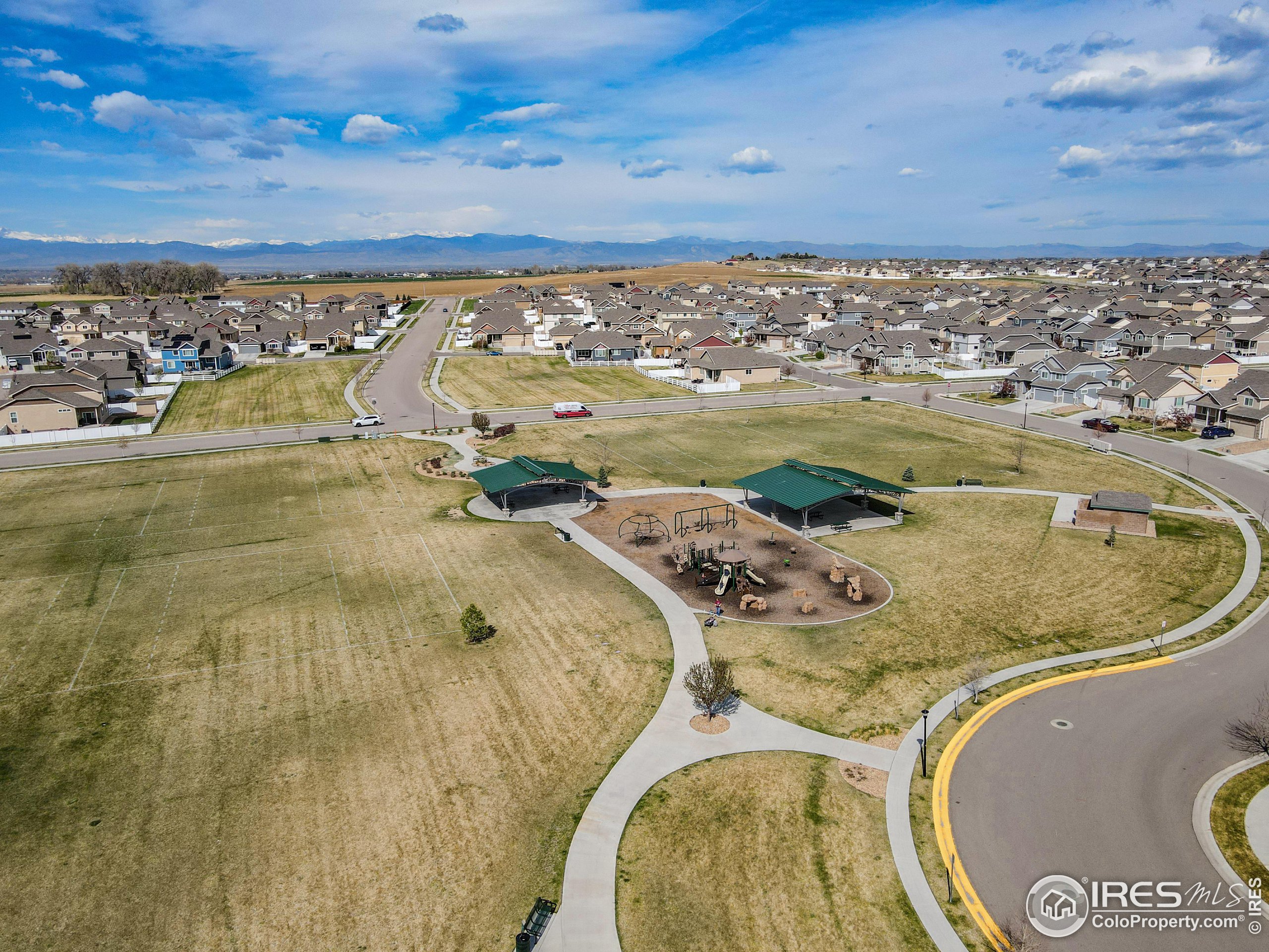 578 Ellingwood Pointe Dr