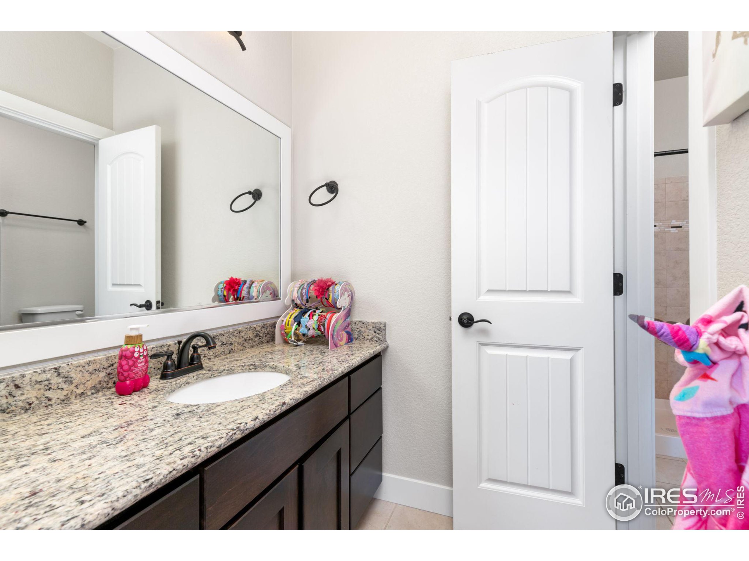 578 Ellingwood Pointe Dr