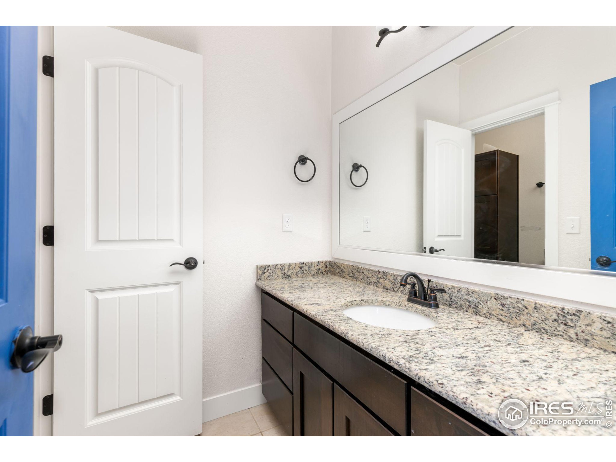 578 Ellingwood Pointe Dr