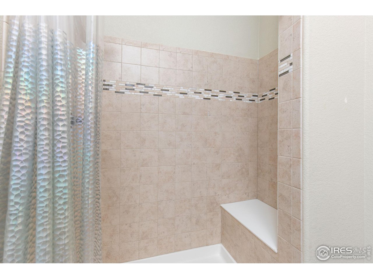 578 Ellingwood Pointe Dr