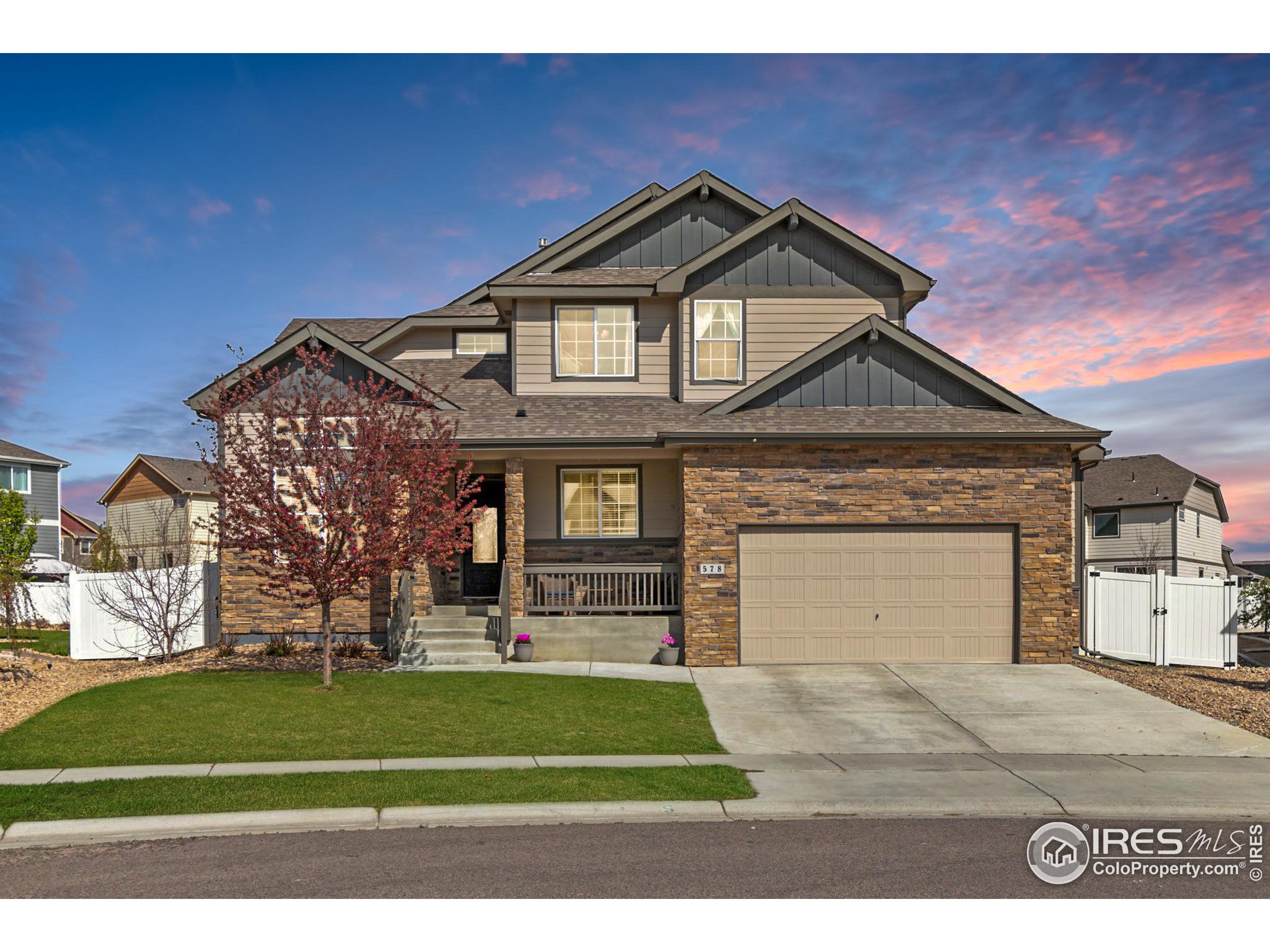 578 Ellingwood Pointe Dr