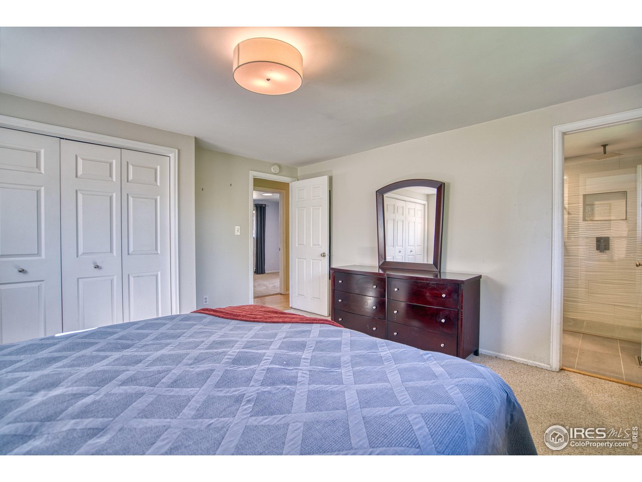 22 Burlington Dr