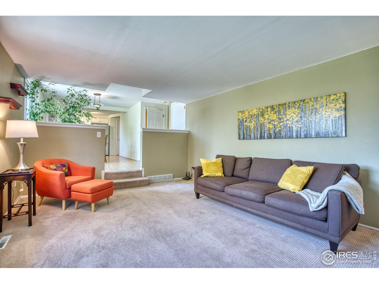 22 Burlington Dr