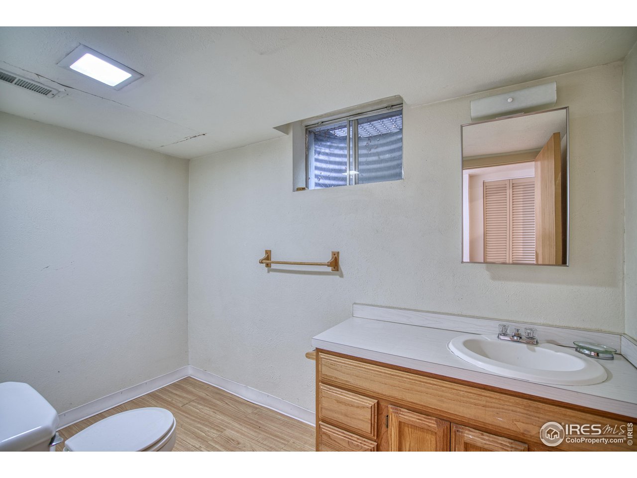 22 Burlington Dr