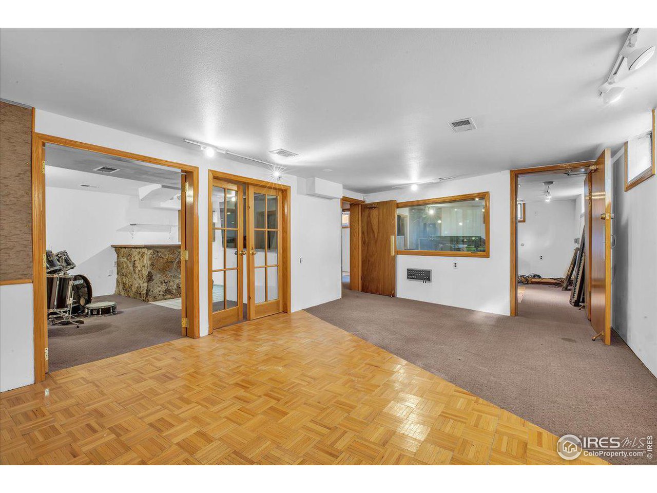 380 S 40th St