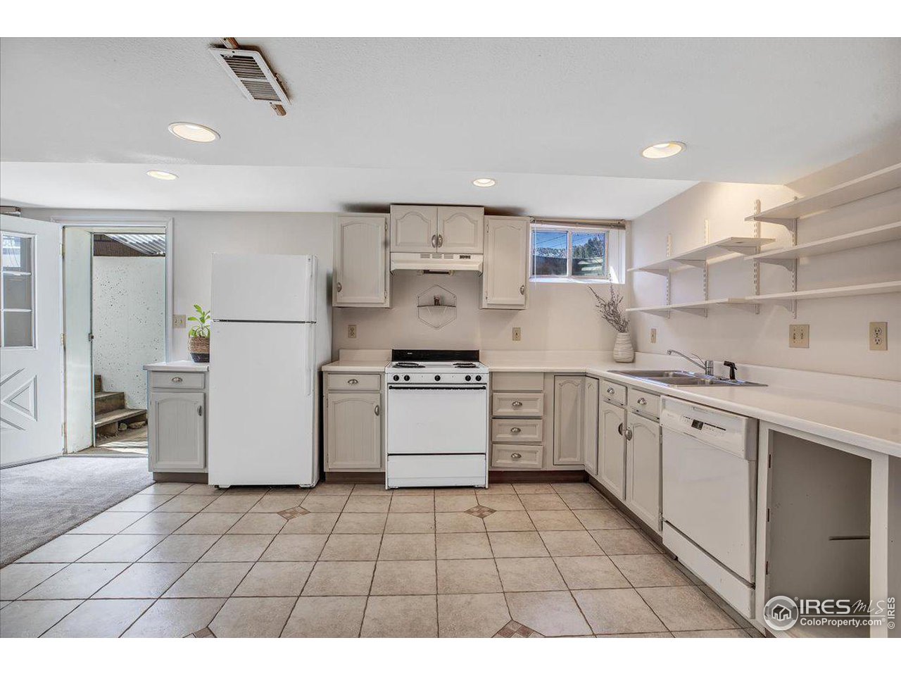 3420 Fordham Ct