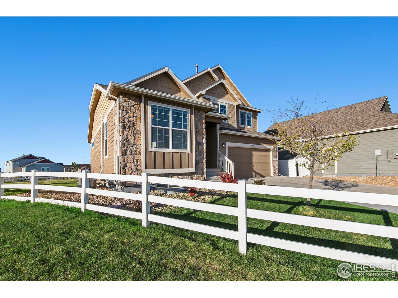 602 Park Edge Cir