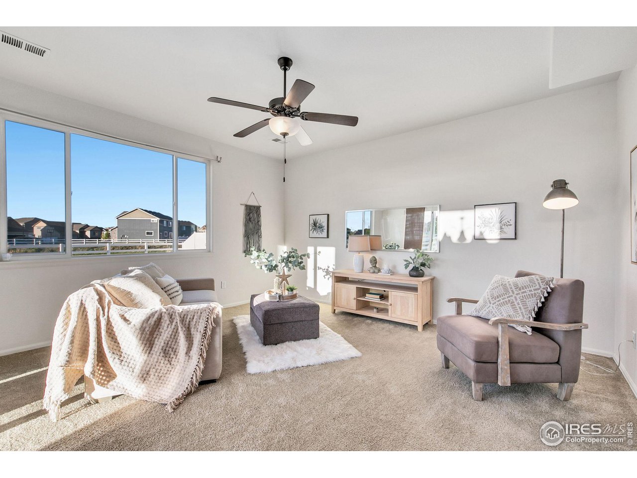 602 Park Edge Cir