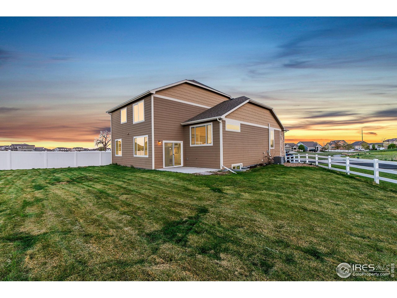 602 Park Edge Cir
