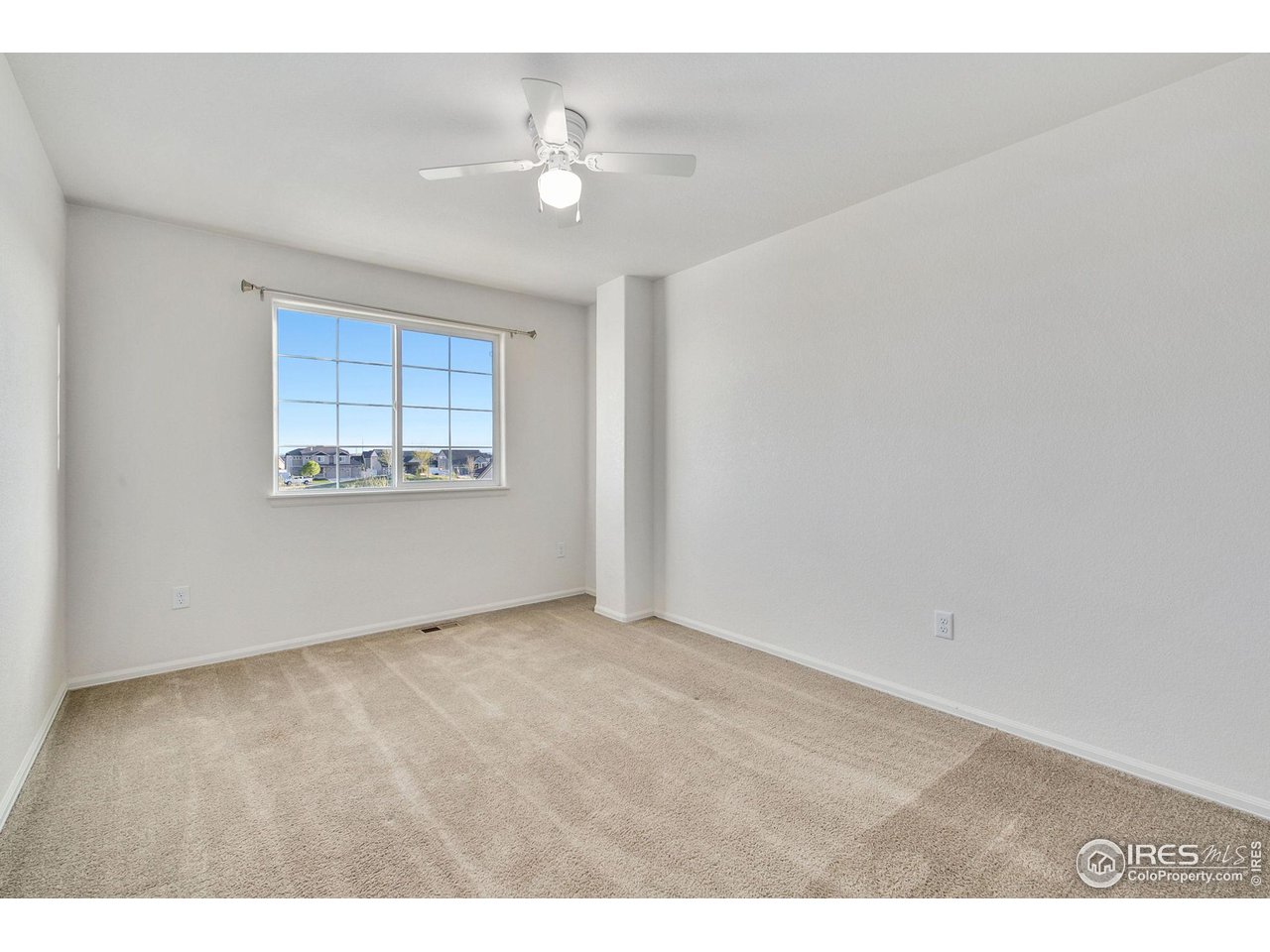 602 Park Edge Cir