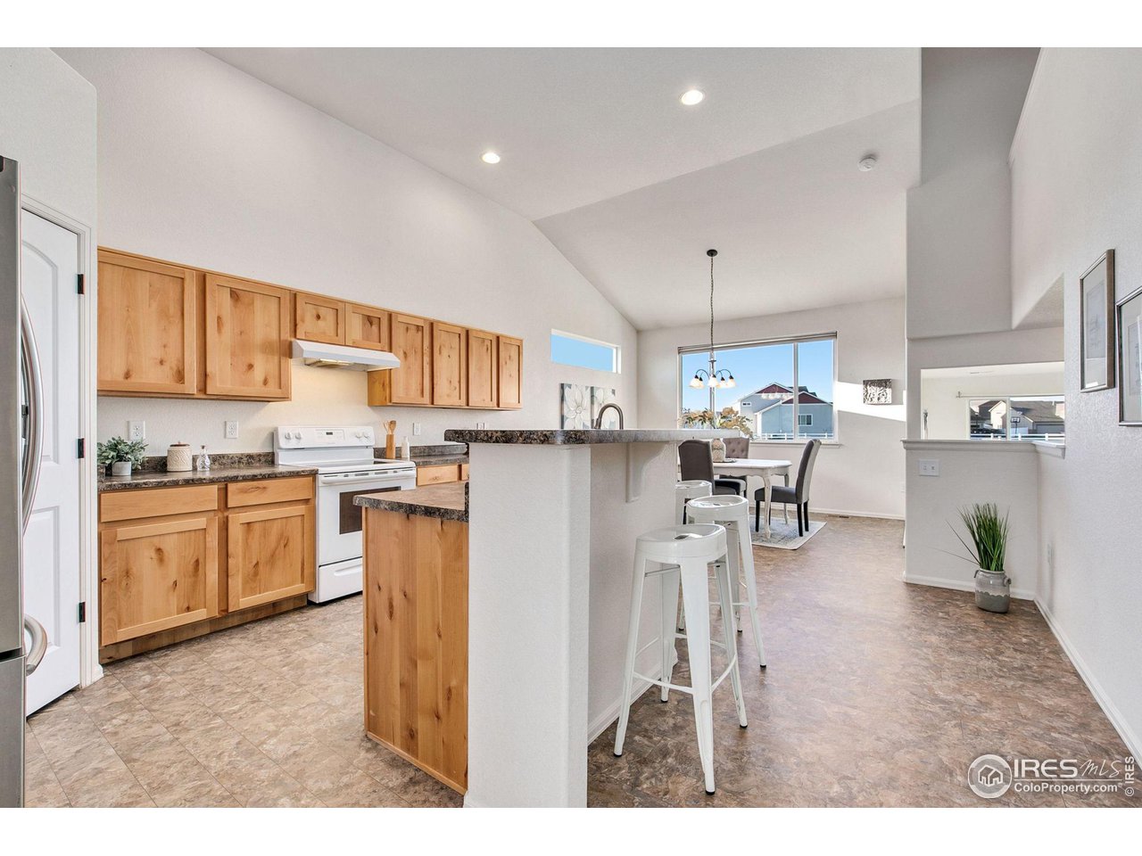 602 Park Edge Cir
