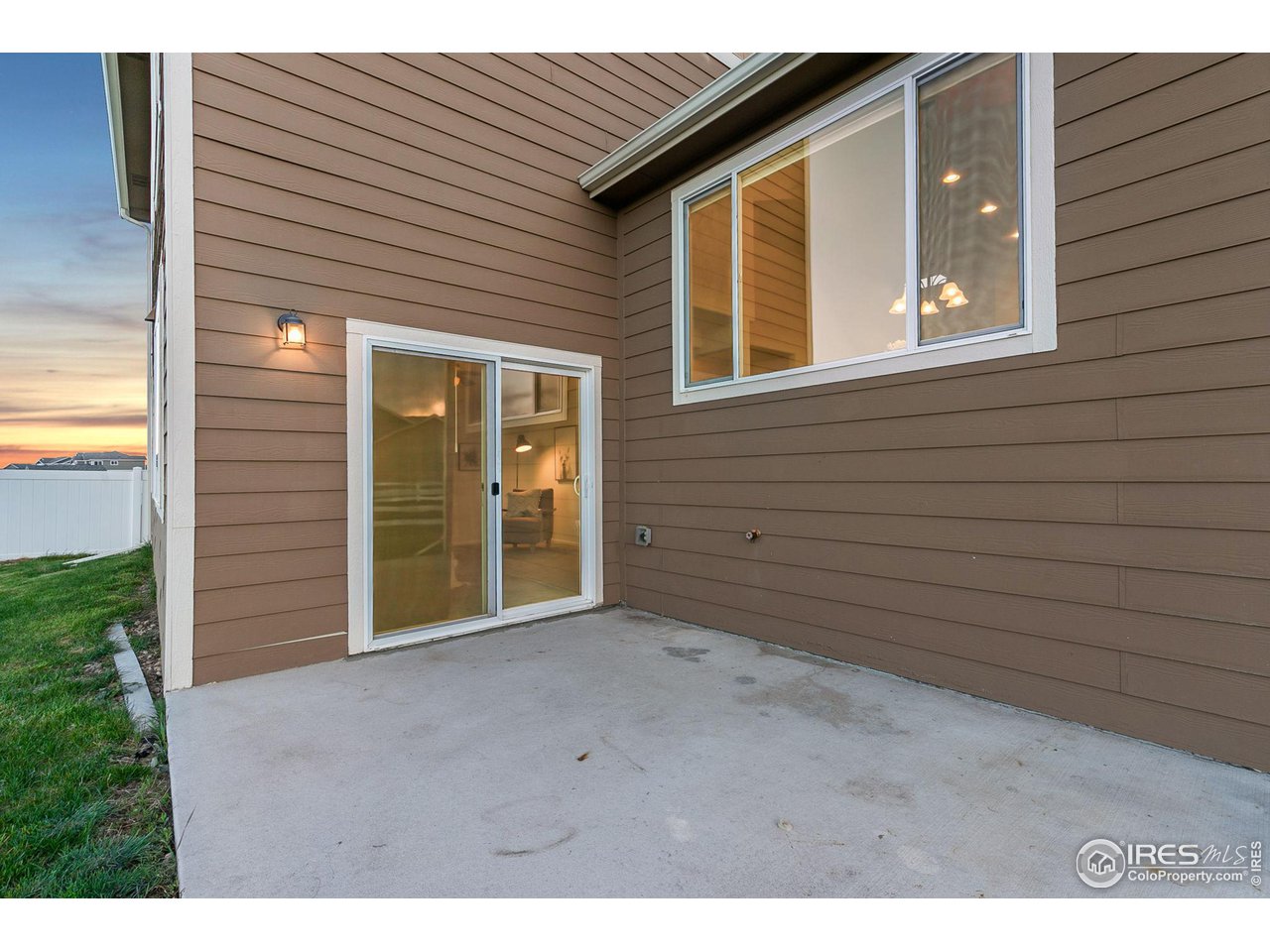 602 Park Edge Cir