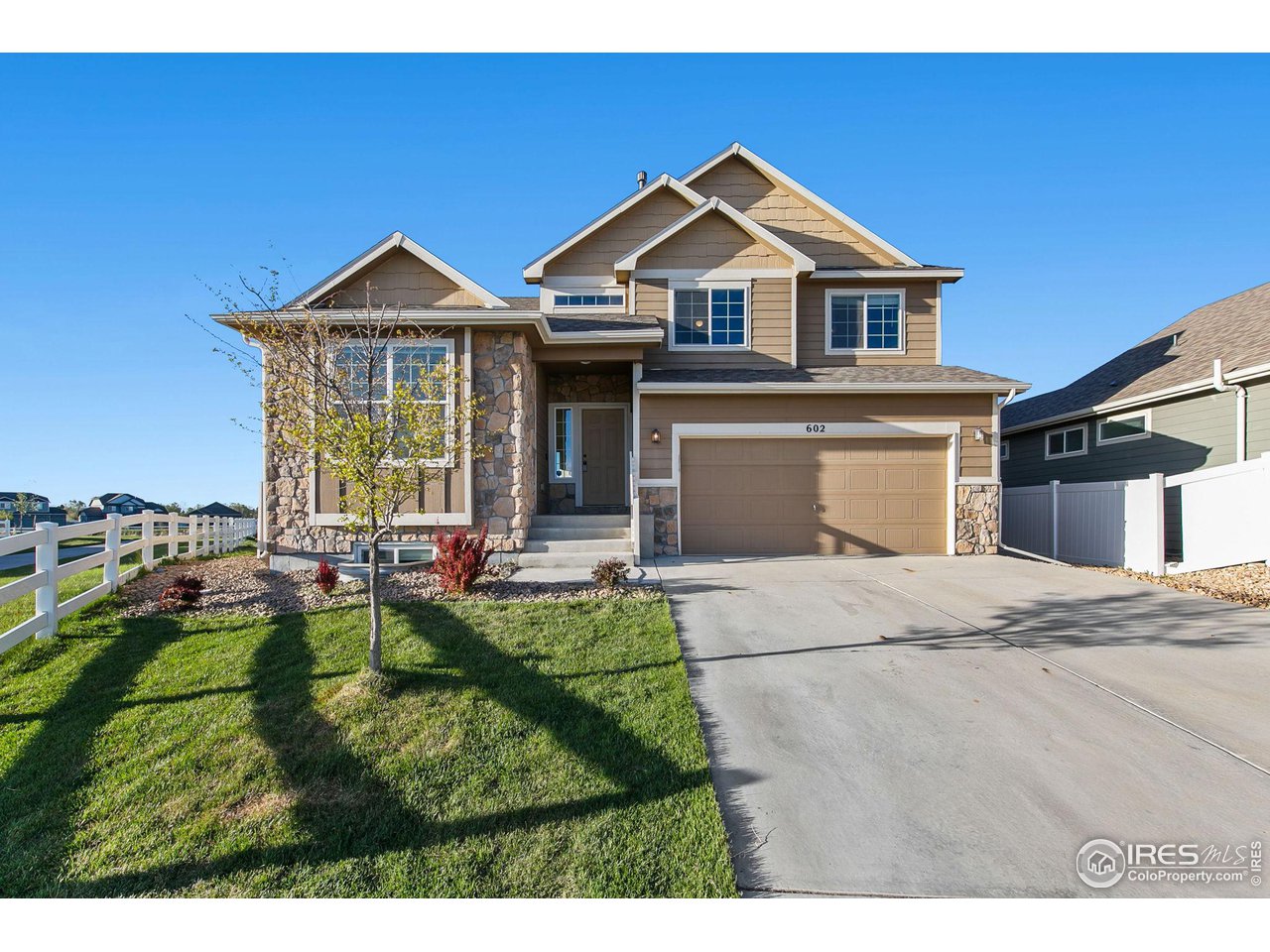 602 Park Edge Cir