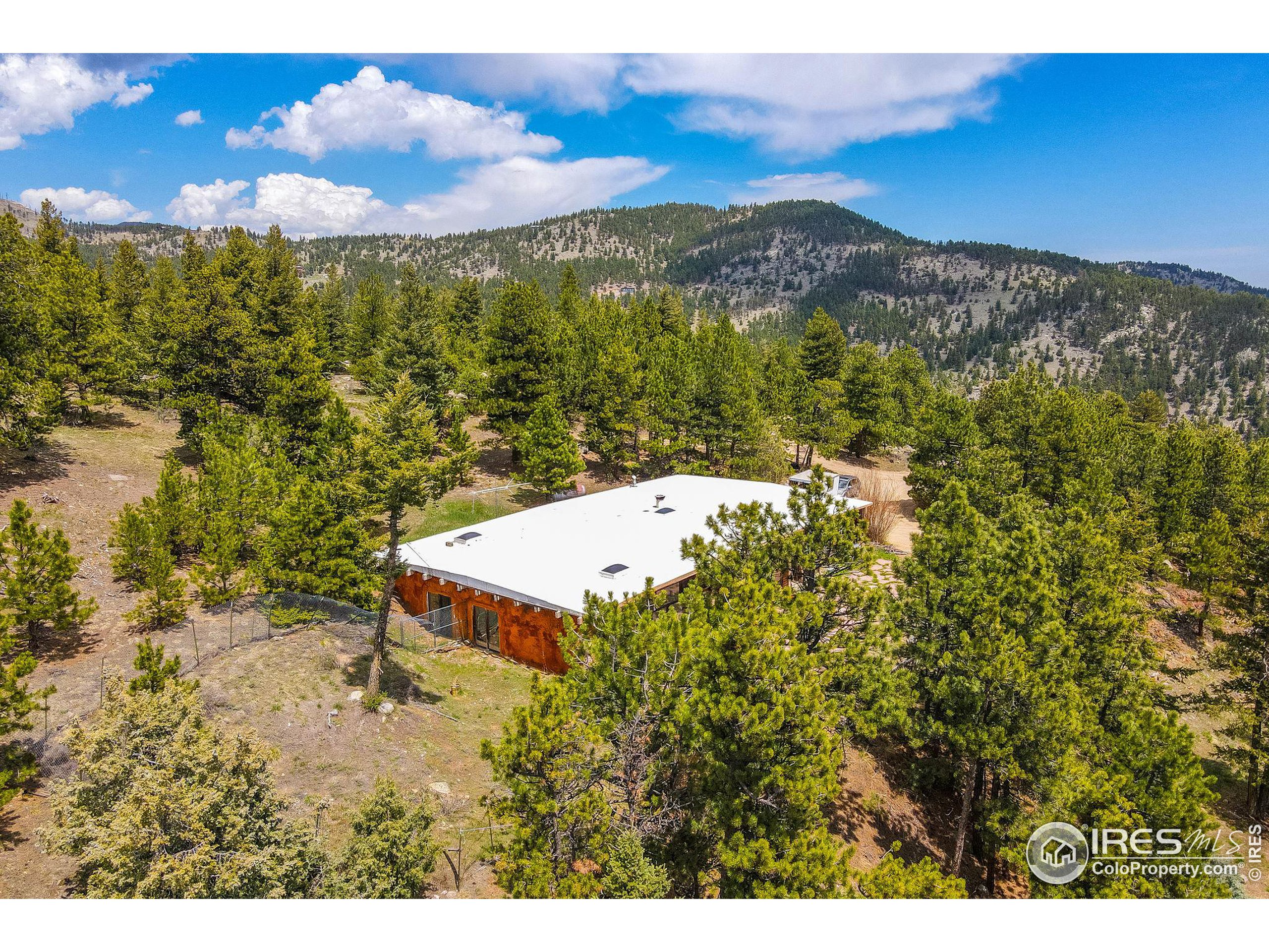 588 Millionaire Dr W