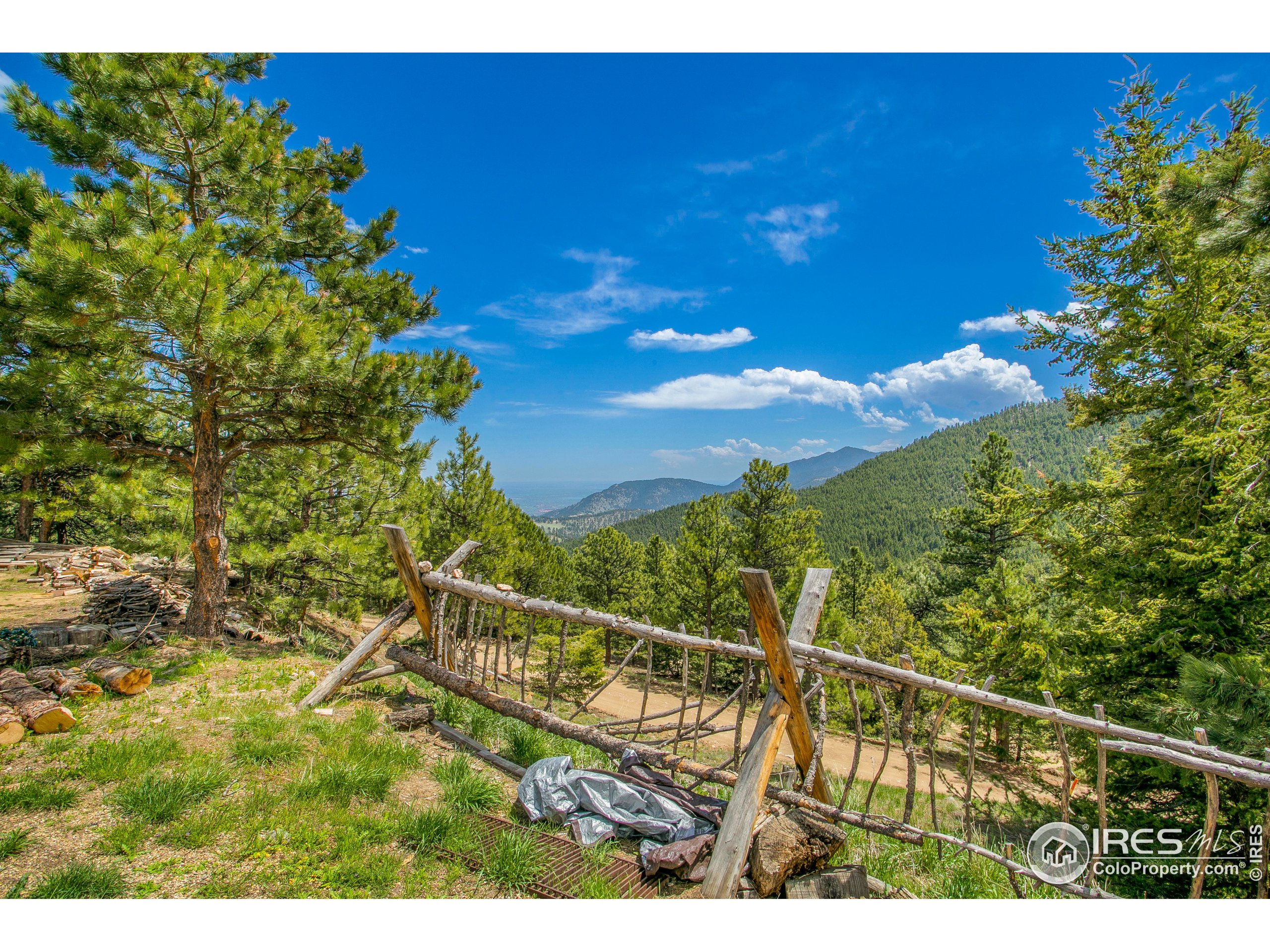 588 Millionaire Dr W