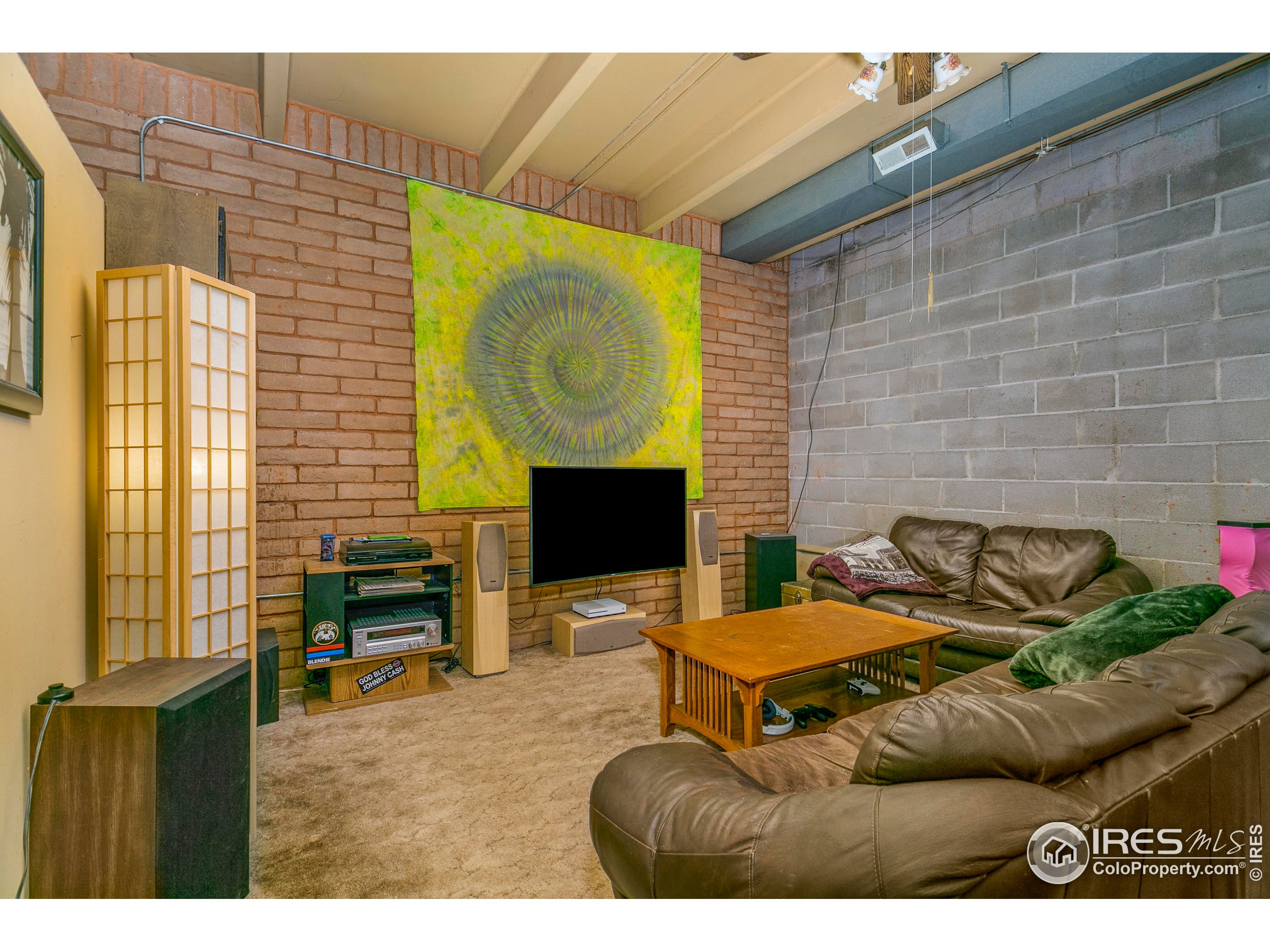 588 Millionaire Dr W