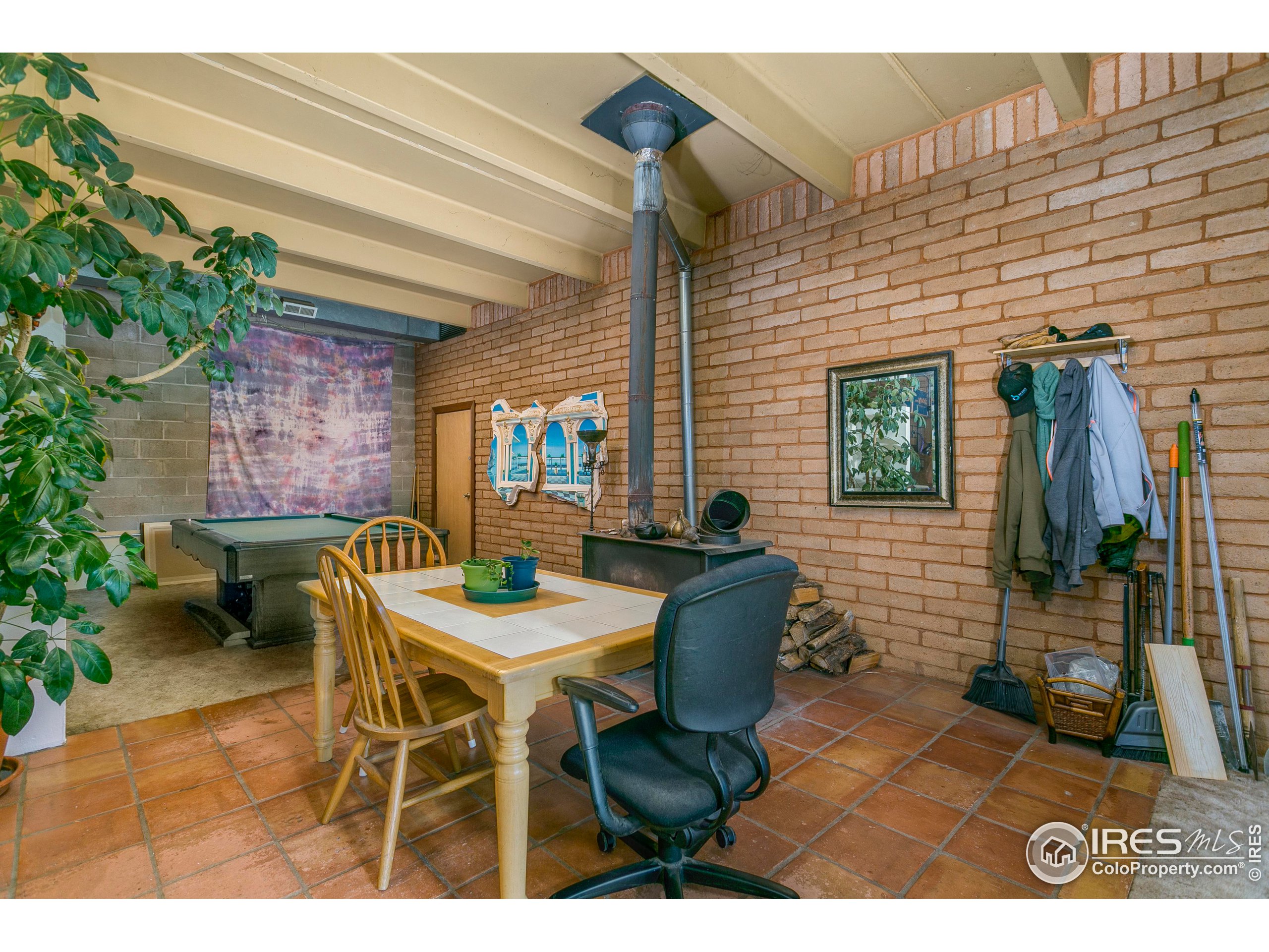 588 Millionaire Dr W