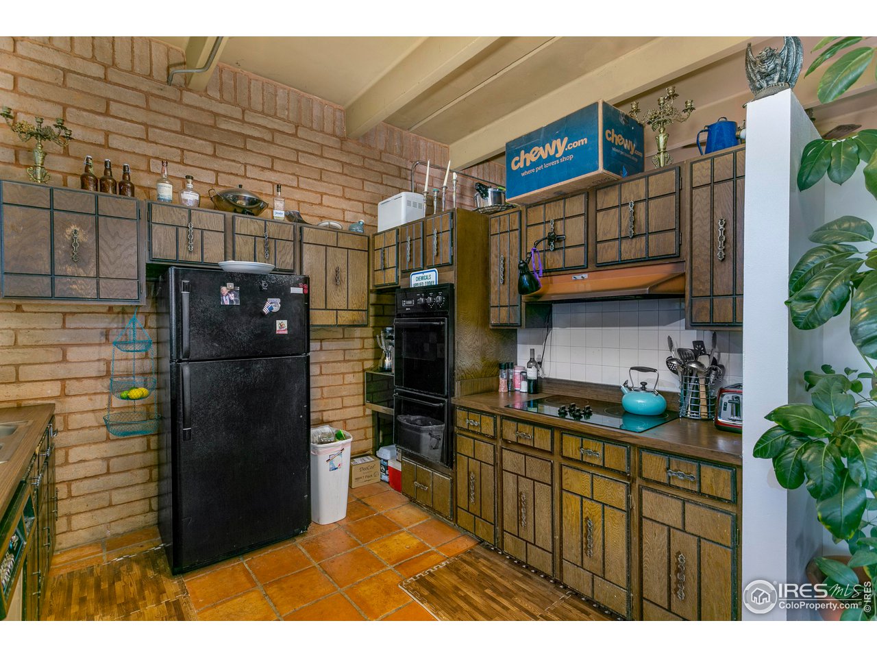 588 Millionaire Dr W