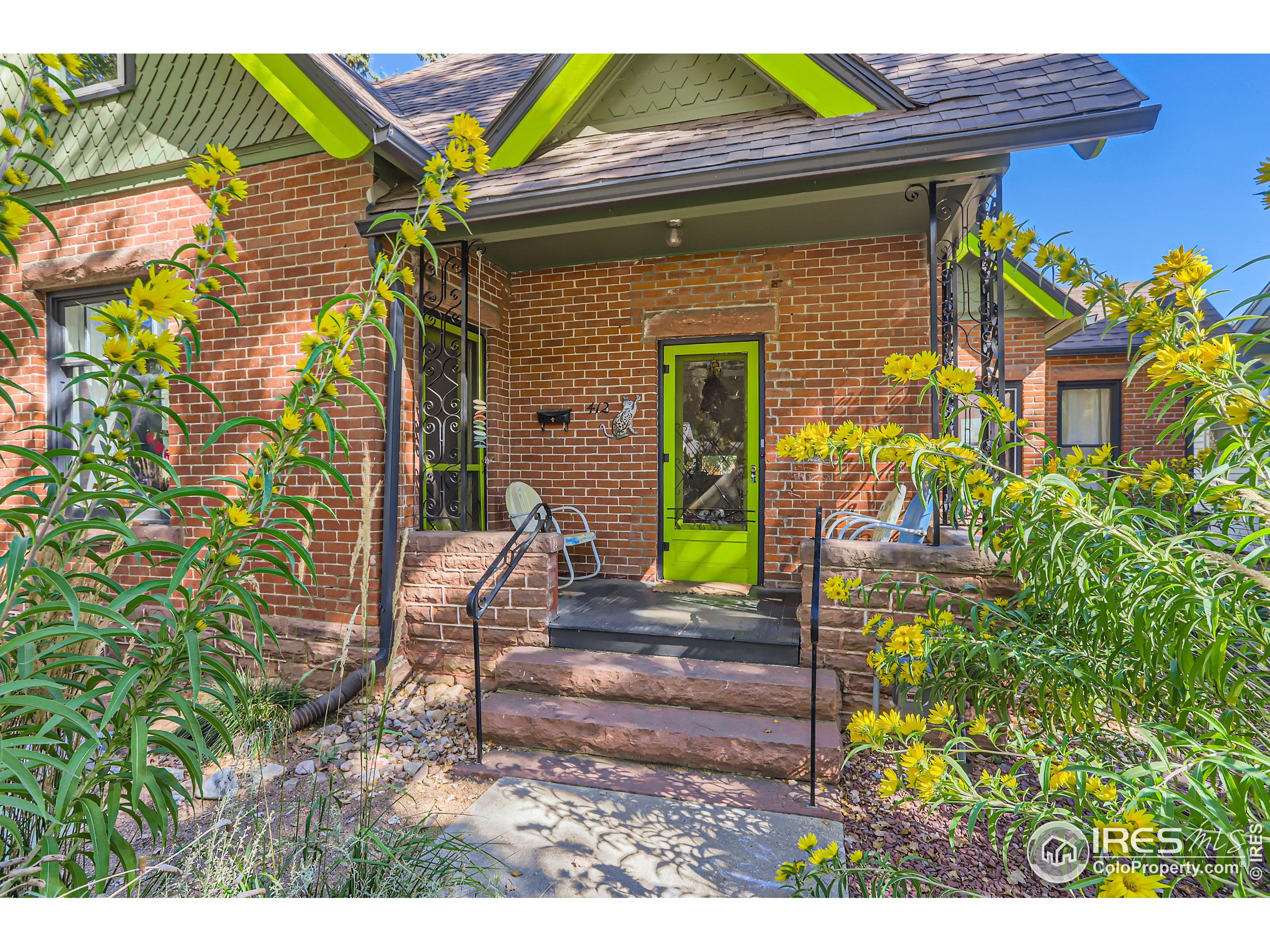 412 Terry St