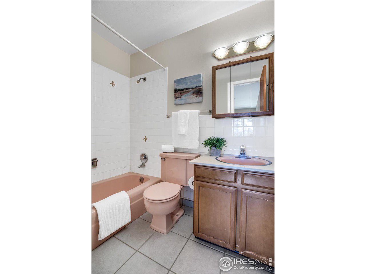1065 Edinboro Dr