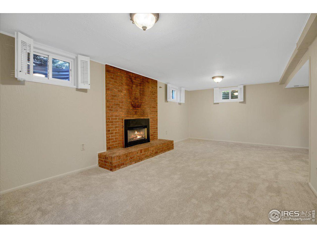 1065 Edinboro Dr