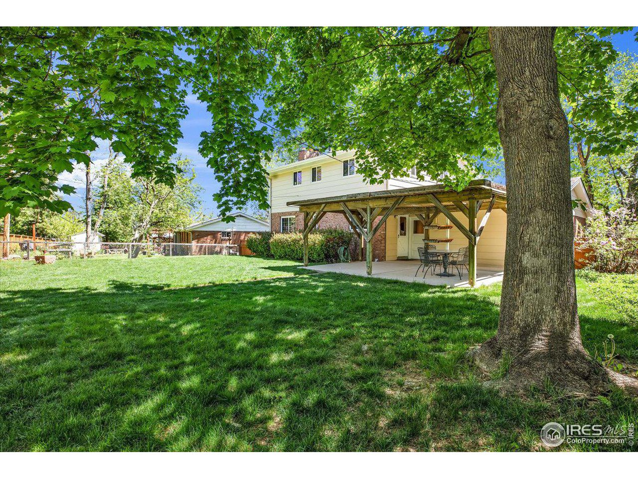 1065 Edinboro Dr