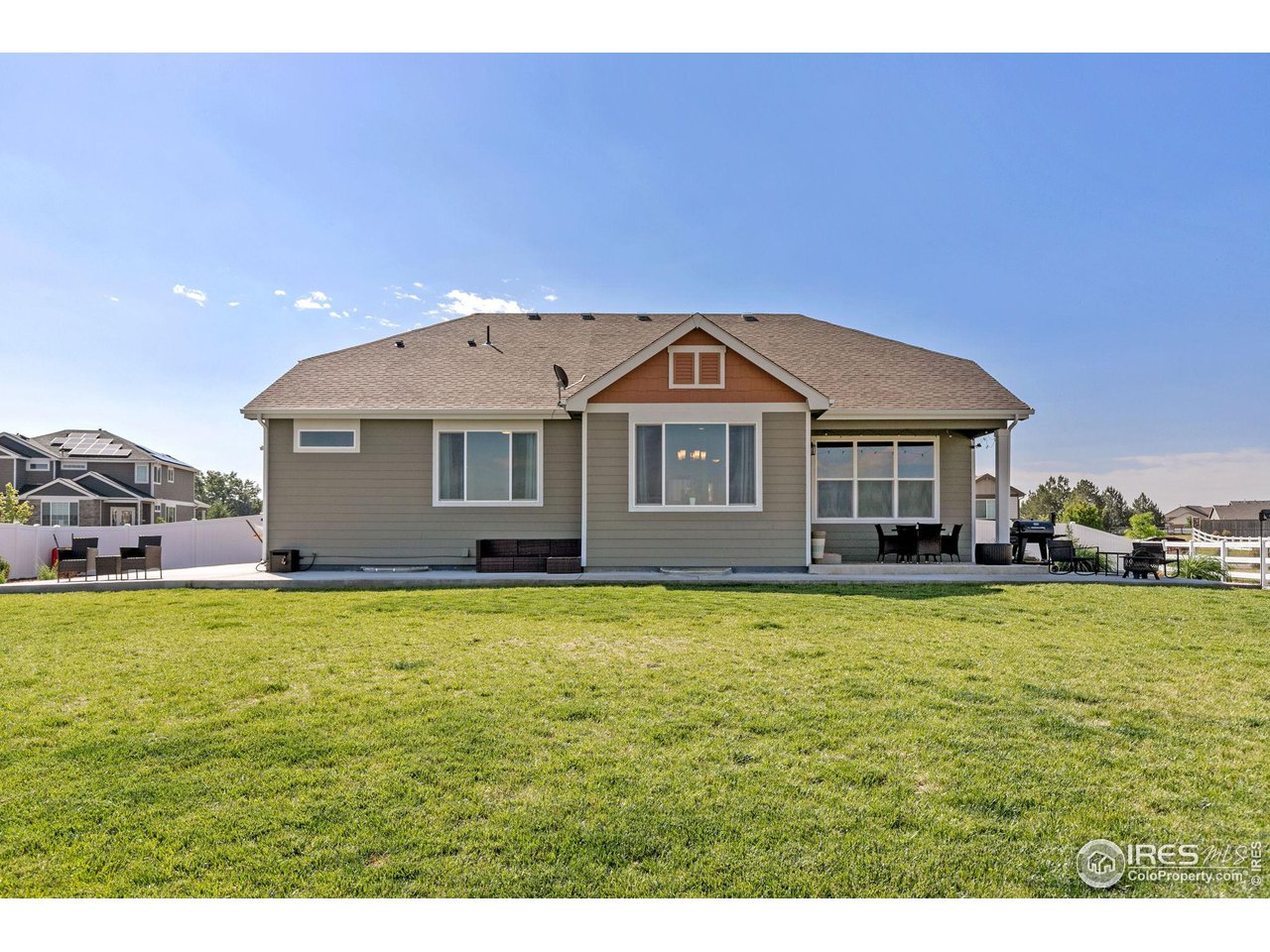 1521 Lake Vista Way