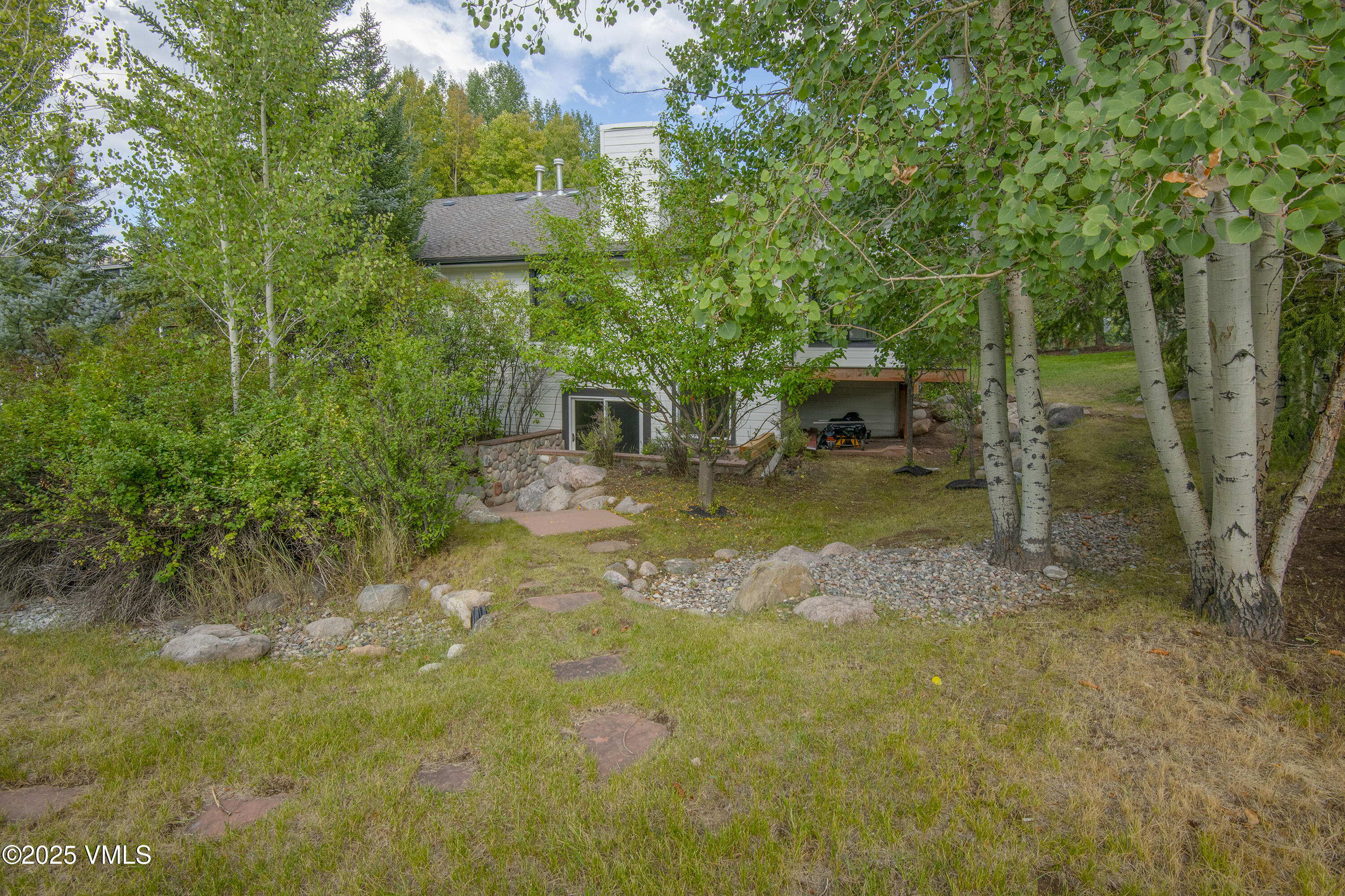 43 Meile Lane, A